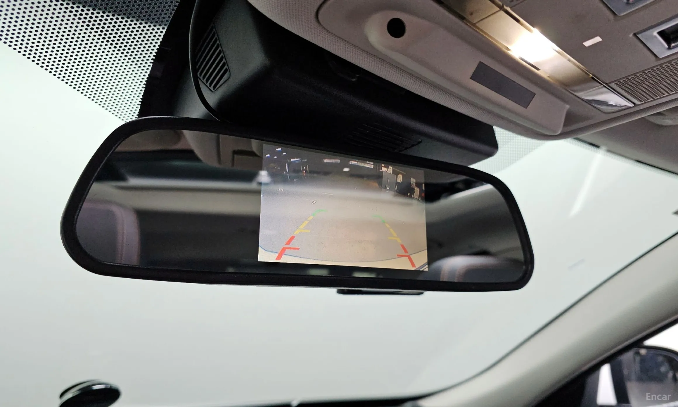 Jaguar XE превью 18