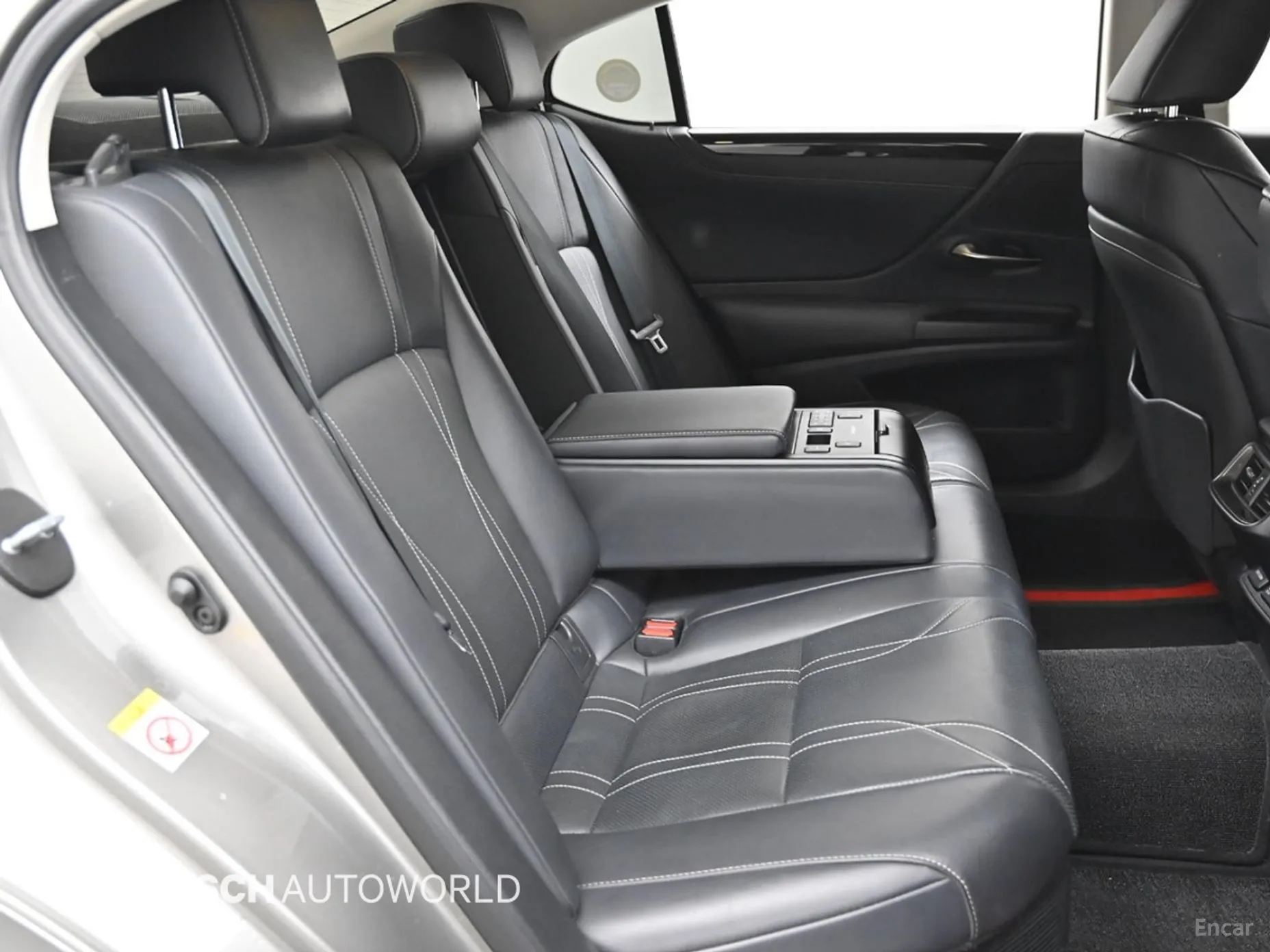 Lexus ES300h 7th Generation превью 12