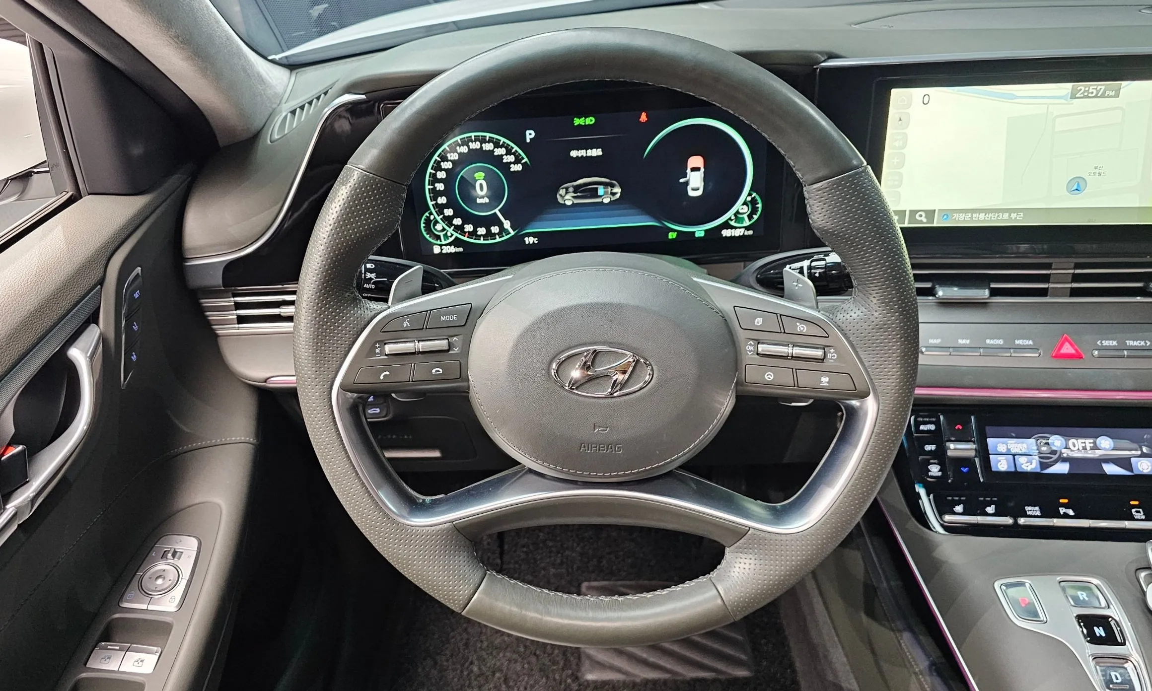 Hyundai Grandeur IG Hybrid превью 14