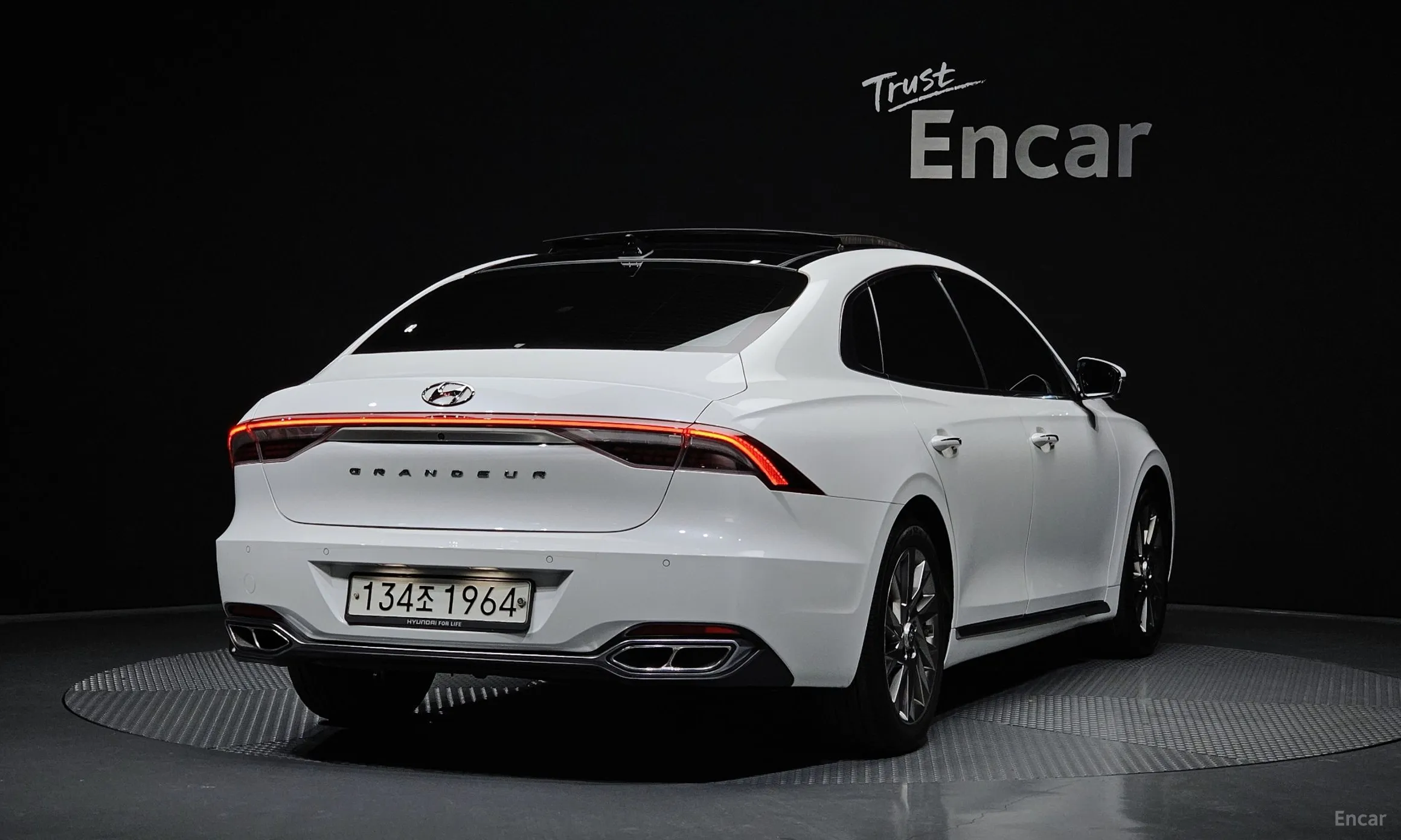 Hyundai Grandeur IG Hybrid