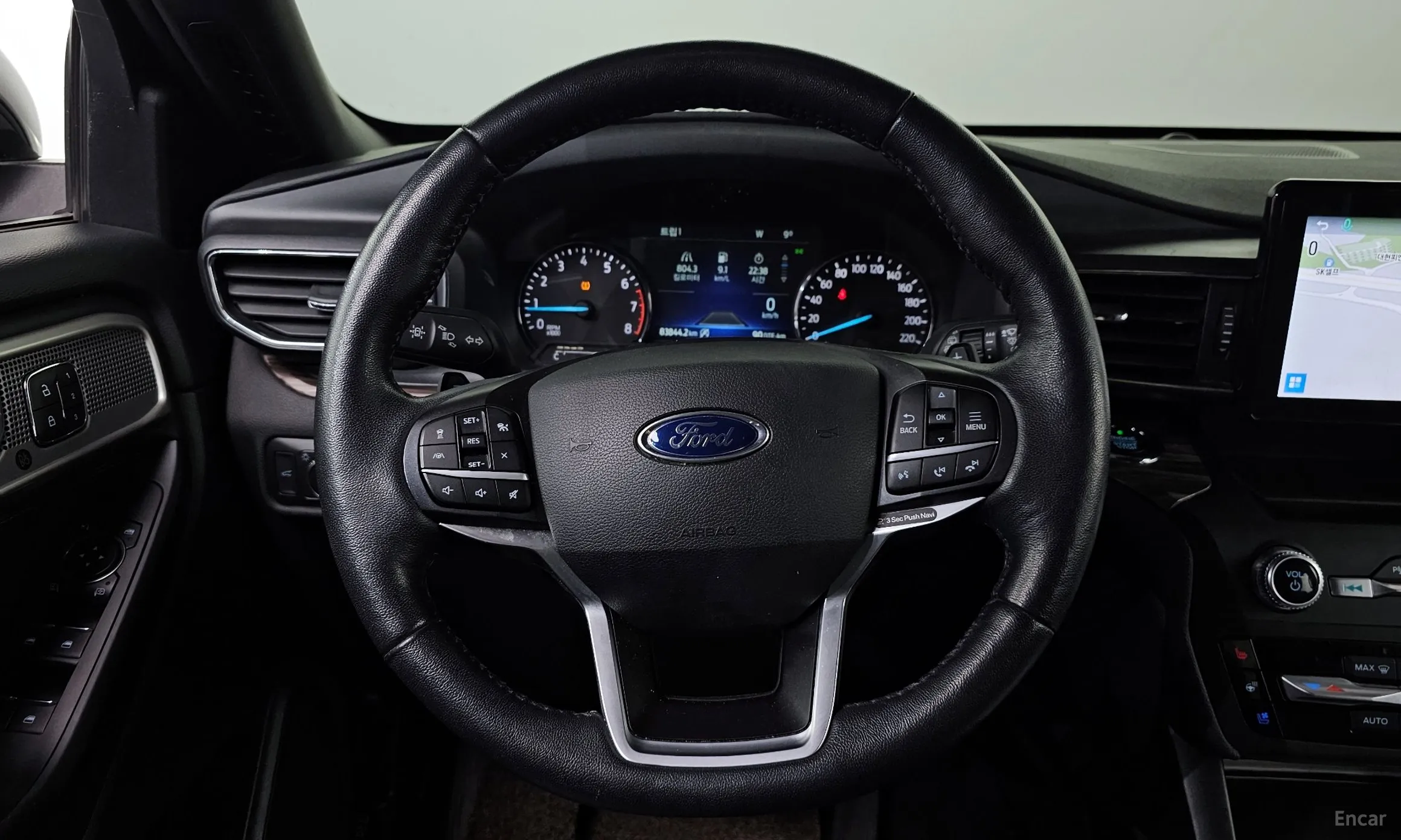 Ford Explorer 6th Generation превью 13