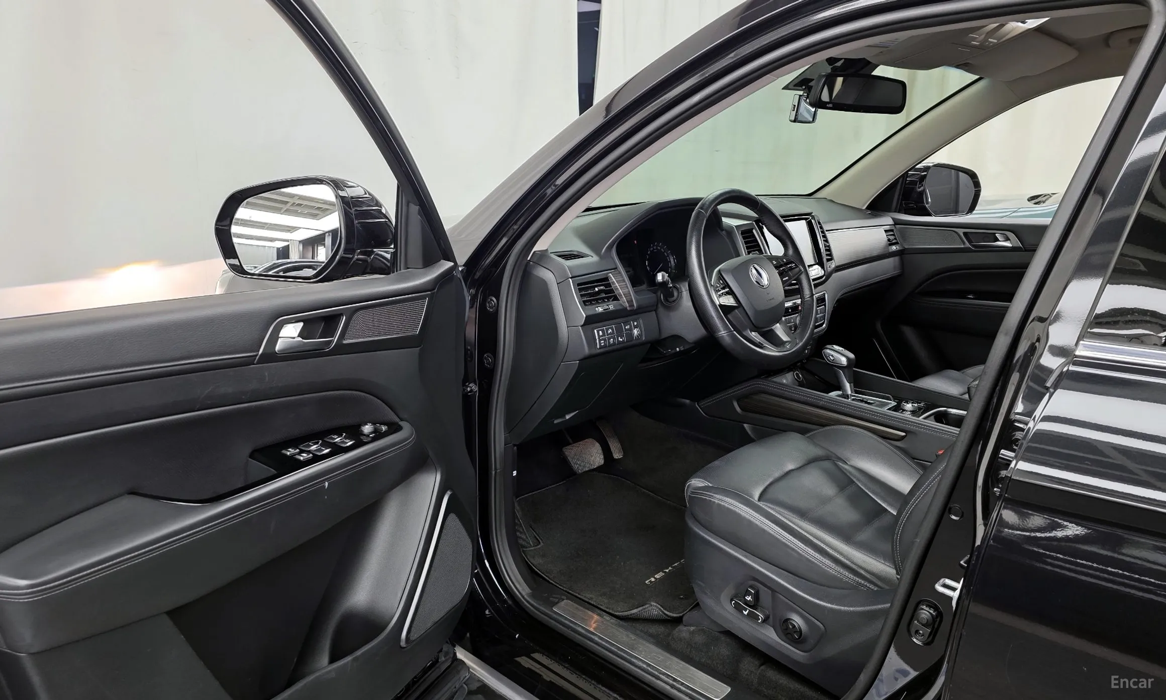 KG Mobility (SsangYong) G4 Rexton превью 10