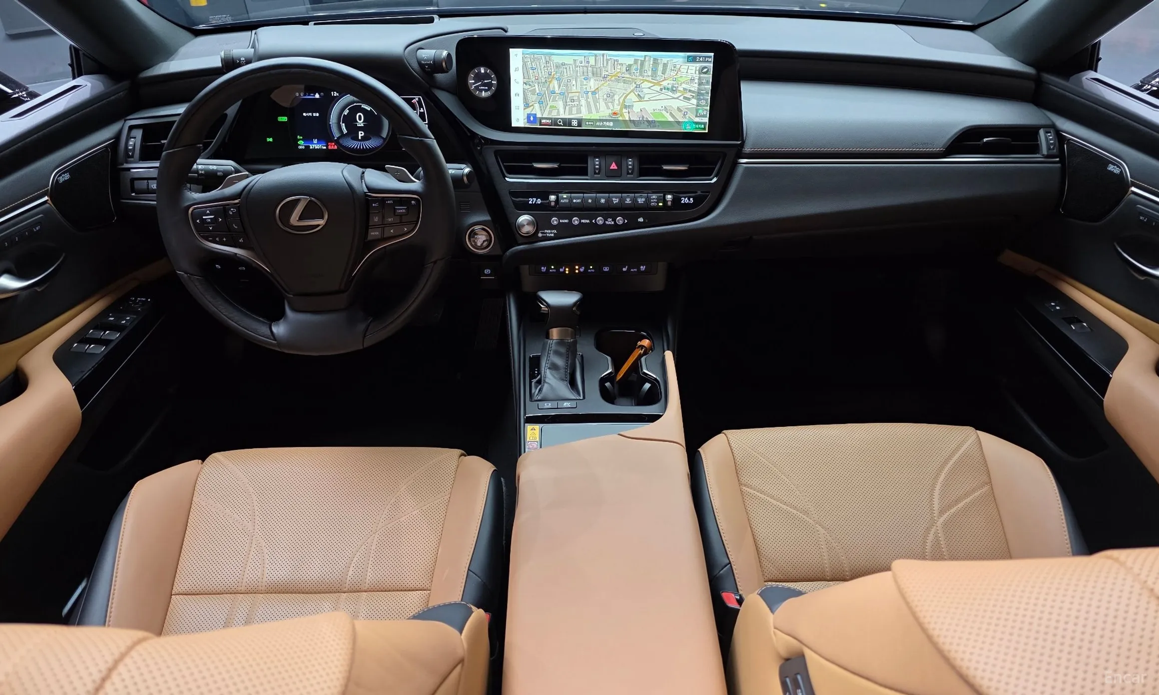 Lexus ES300h 7th Generation превью 7