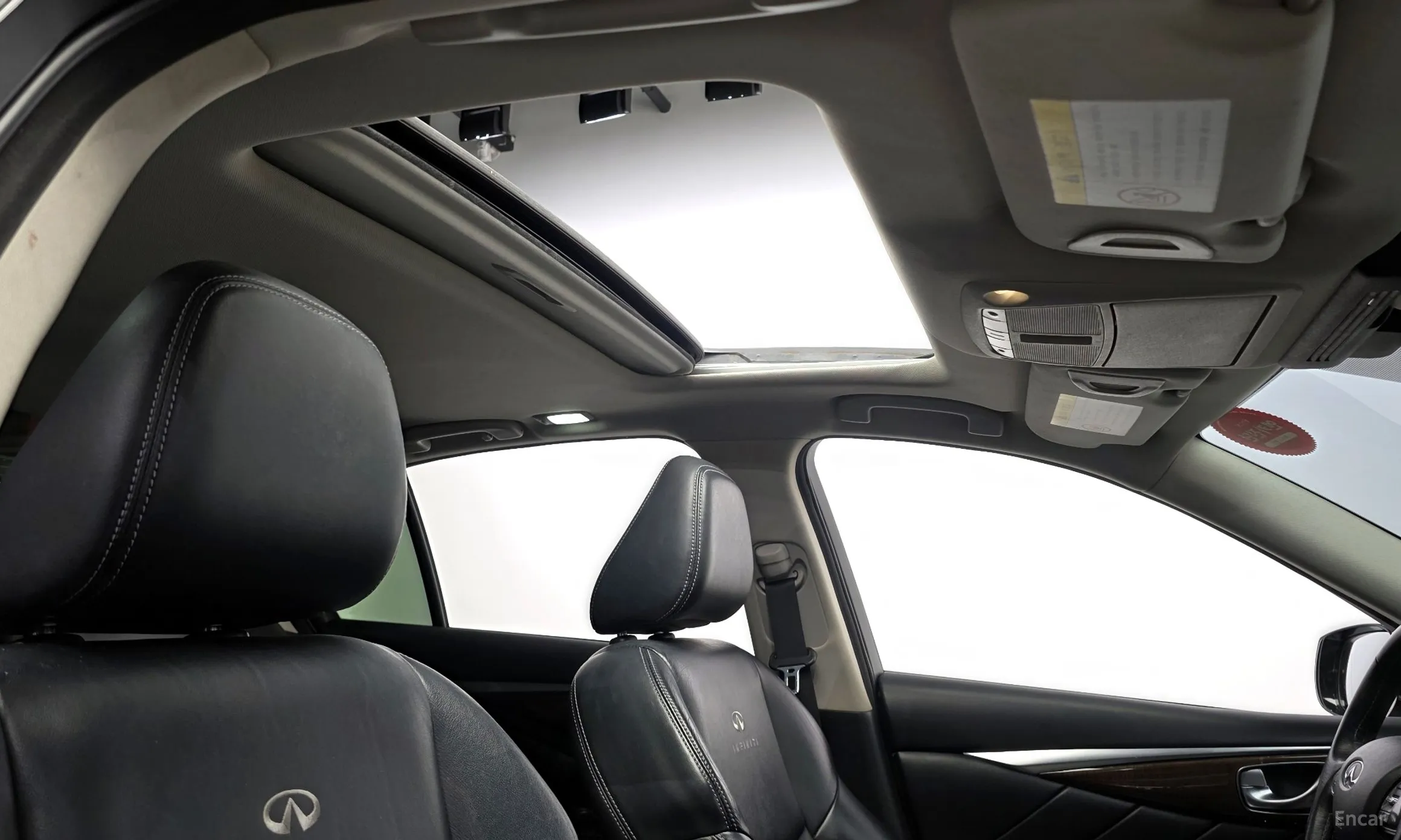 Infiniti Q50 превью 20