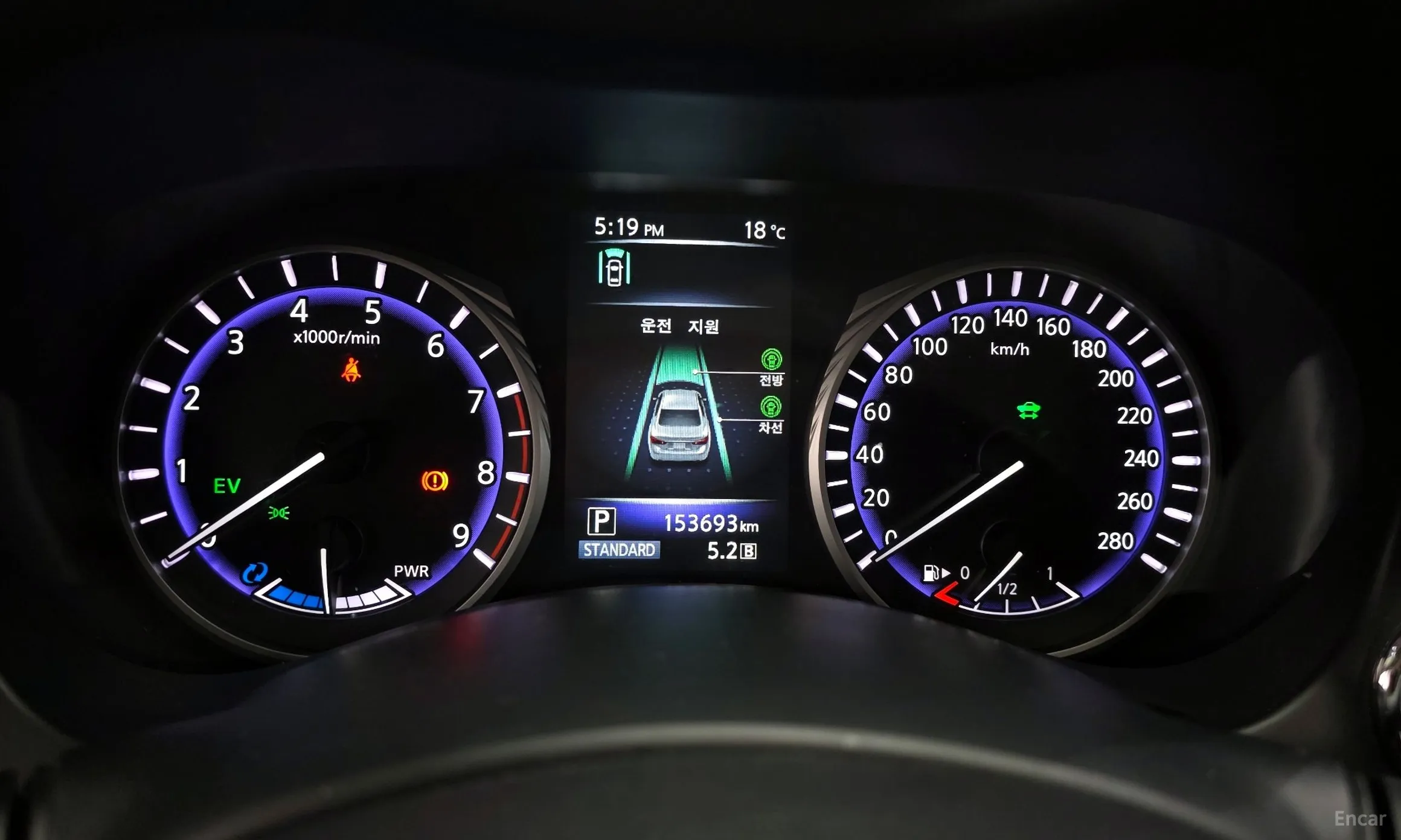 Infiniti Q50 превью 8