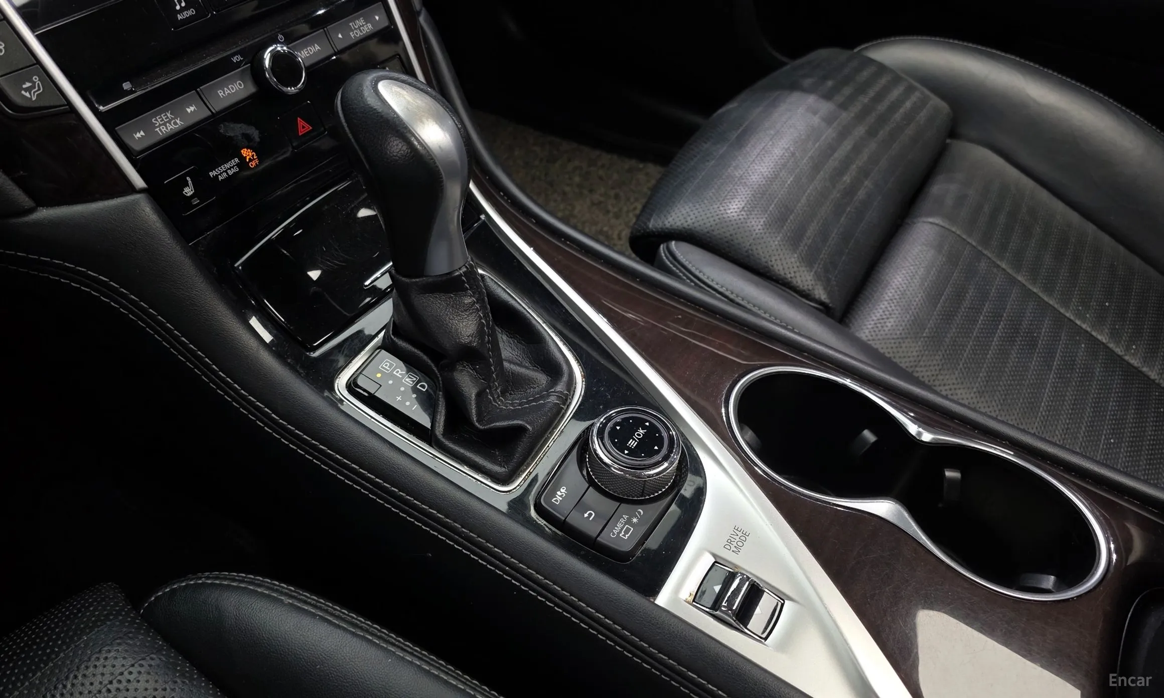 Infiniti Q50 превью 9