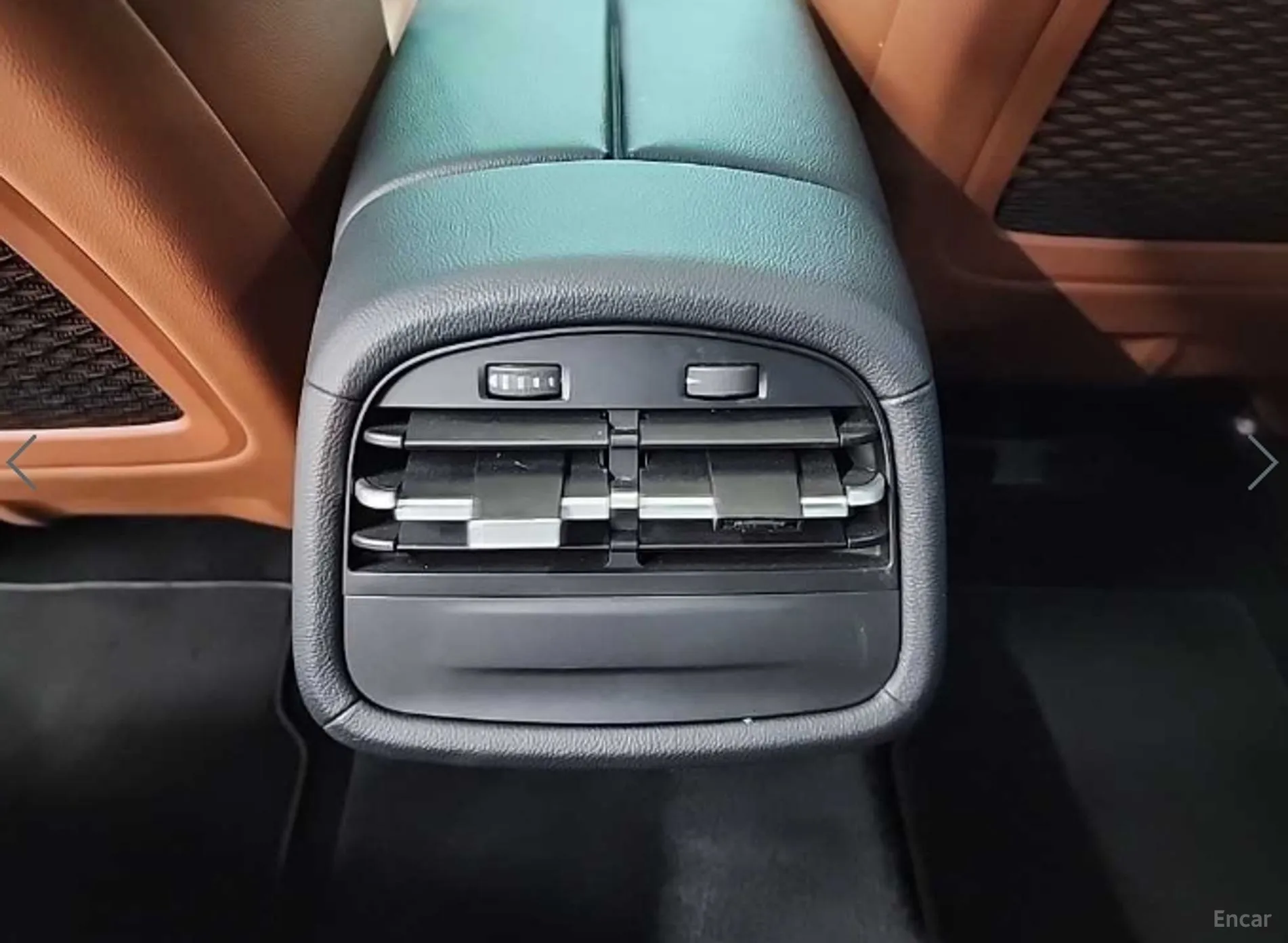 Maserati Ghibli превью 13