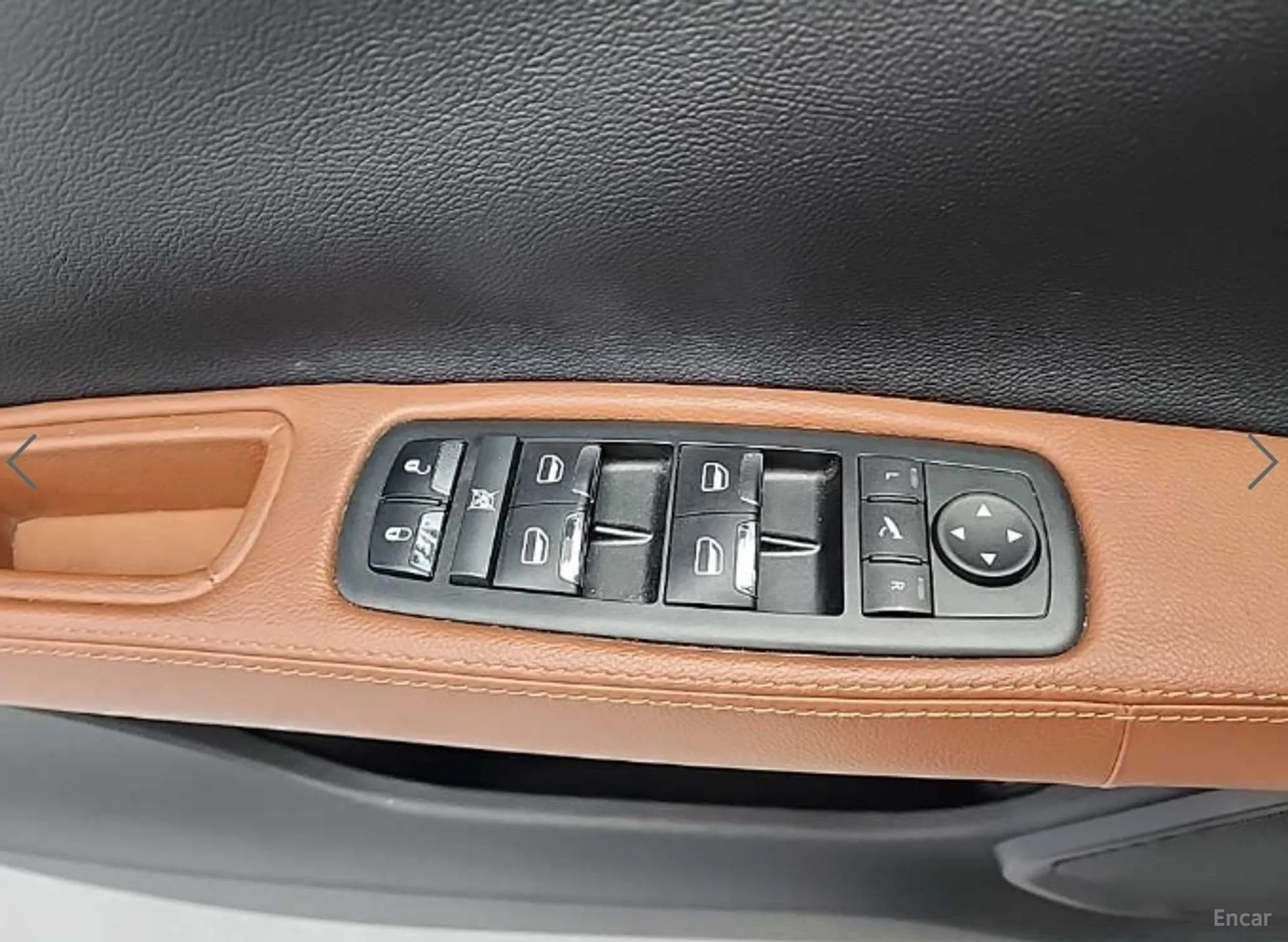 Maserati Ghibli превью 17
