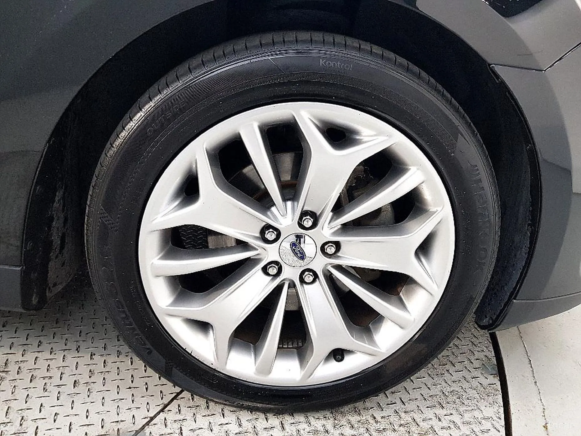 Ford New Torus превью 20