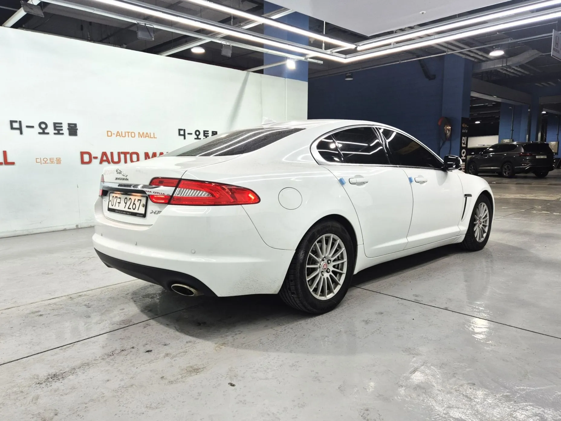 Jaguar New XF превью 6