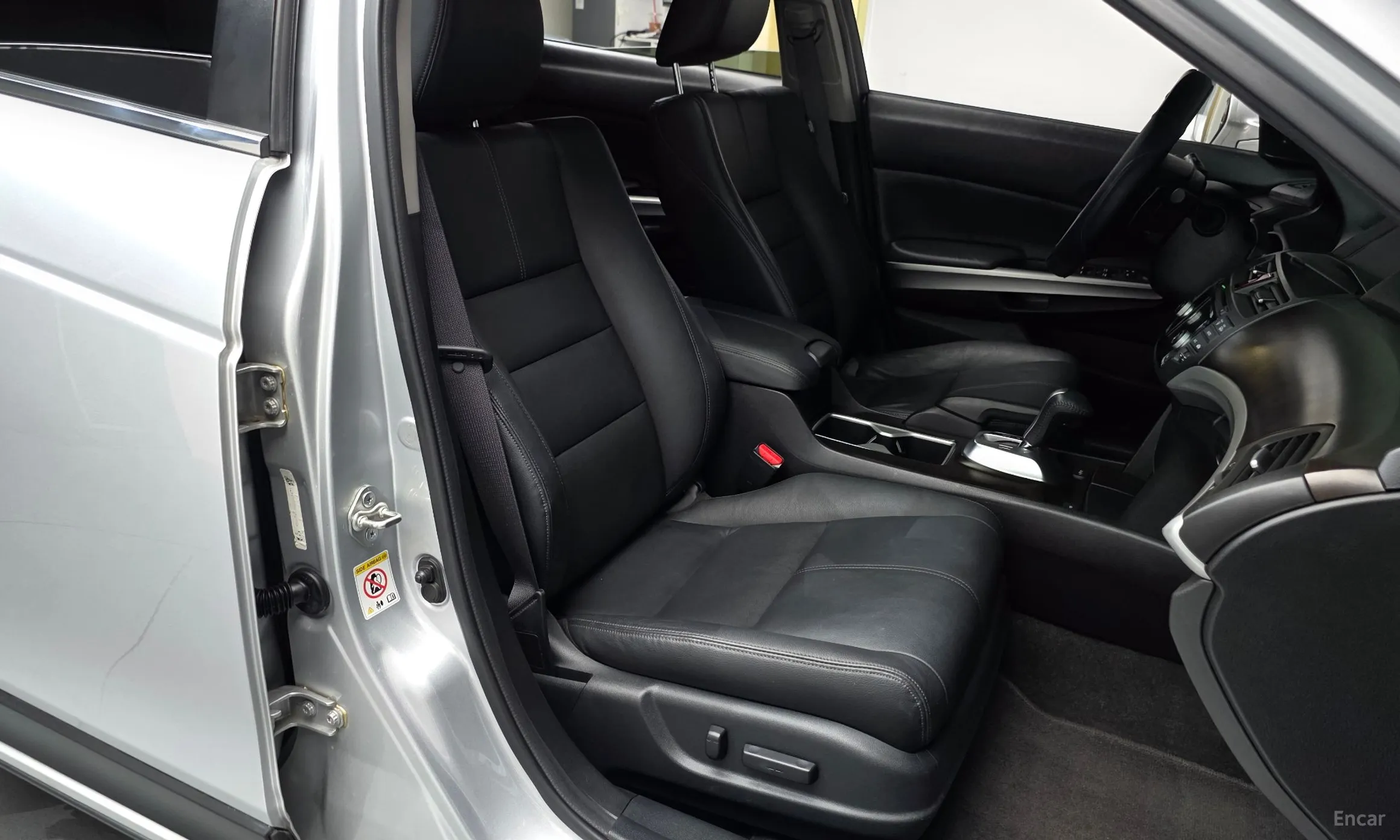Honda Crosstour превью 10