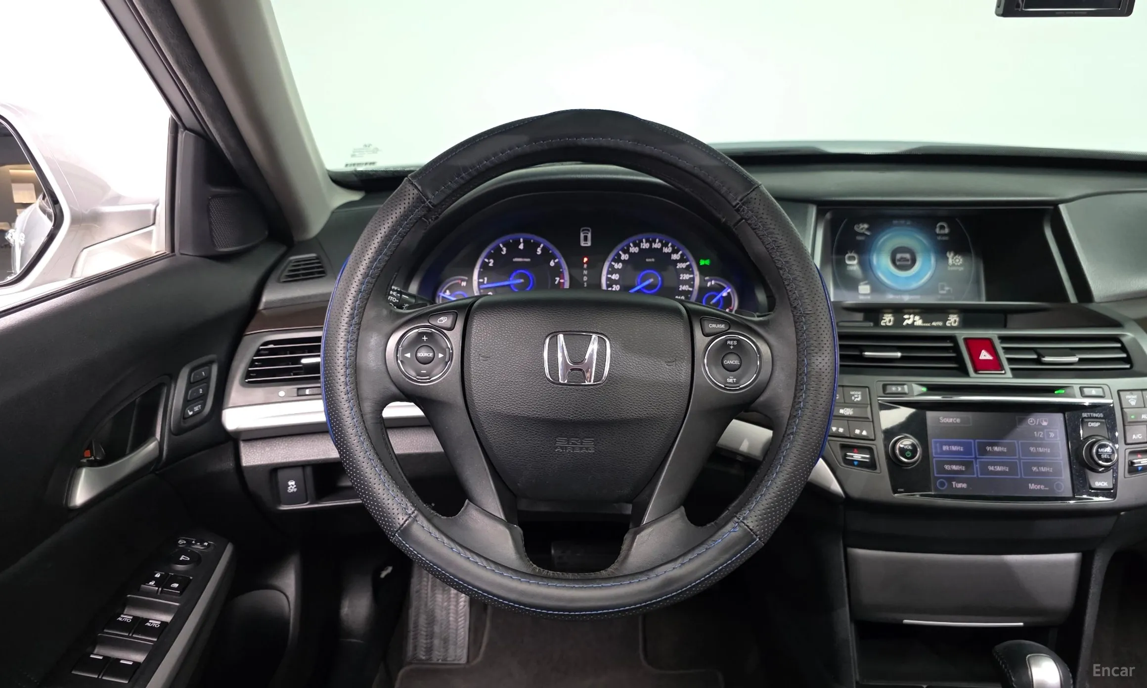 Honda Crosstour превью 13