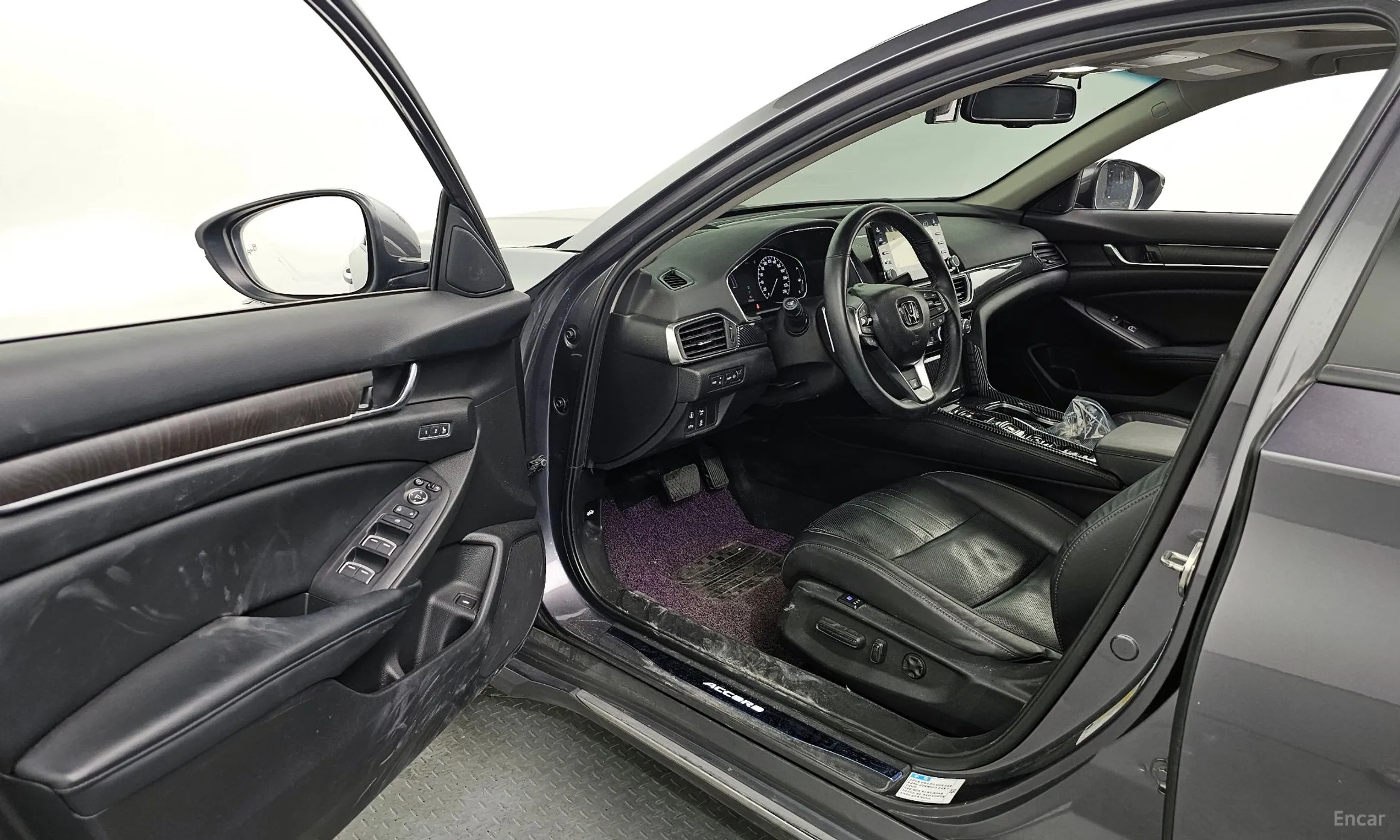 Honda Accord 10th Generation превью 10