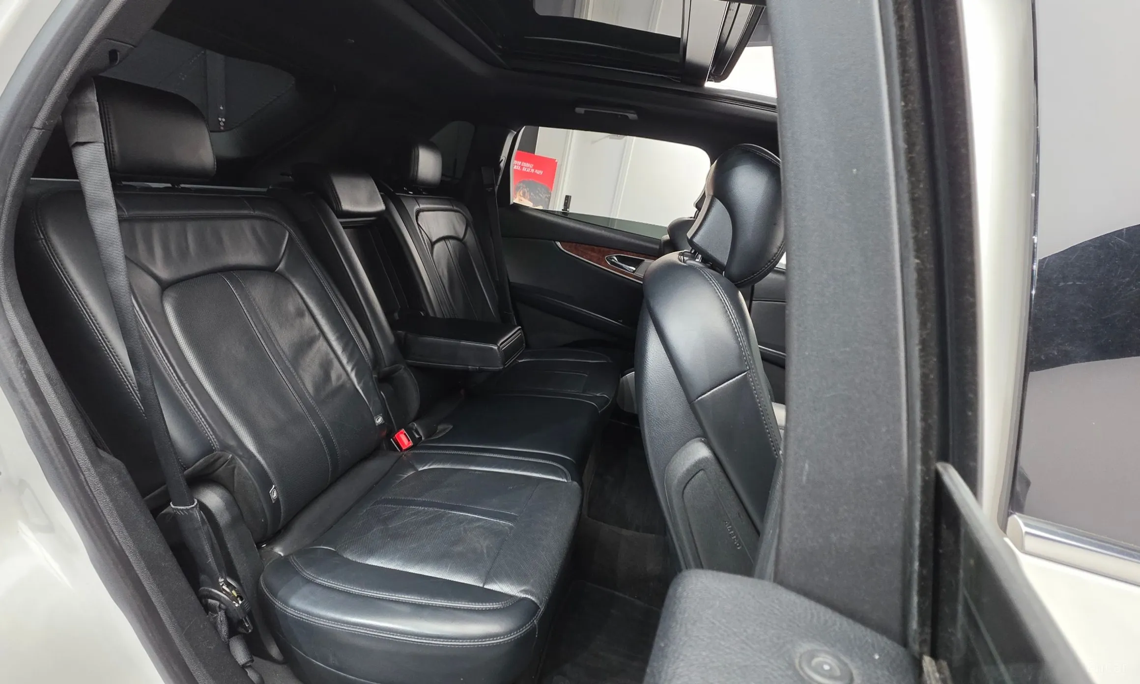 Lincoln MKX 2nd Generation превью 19
