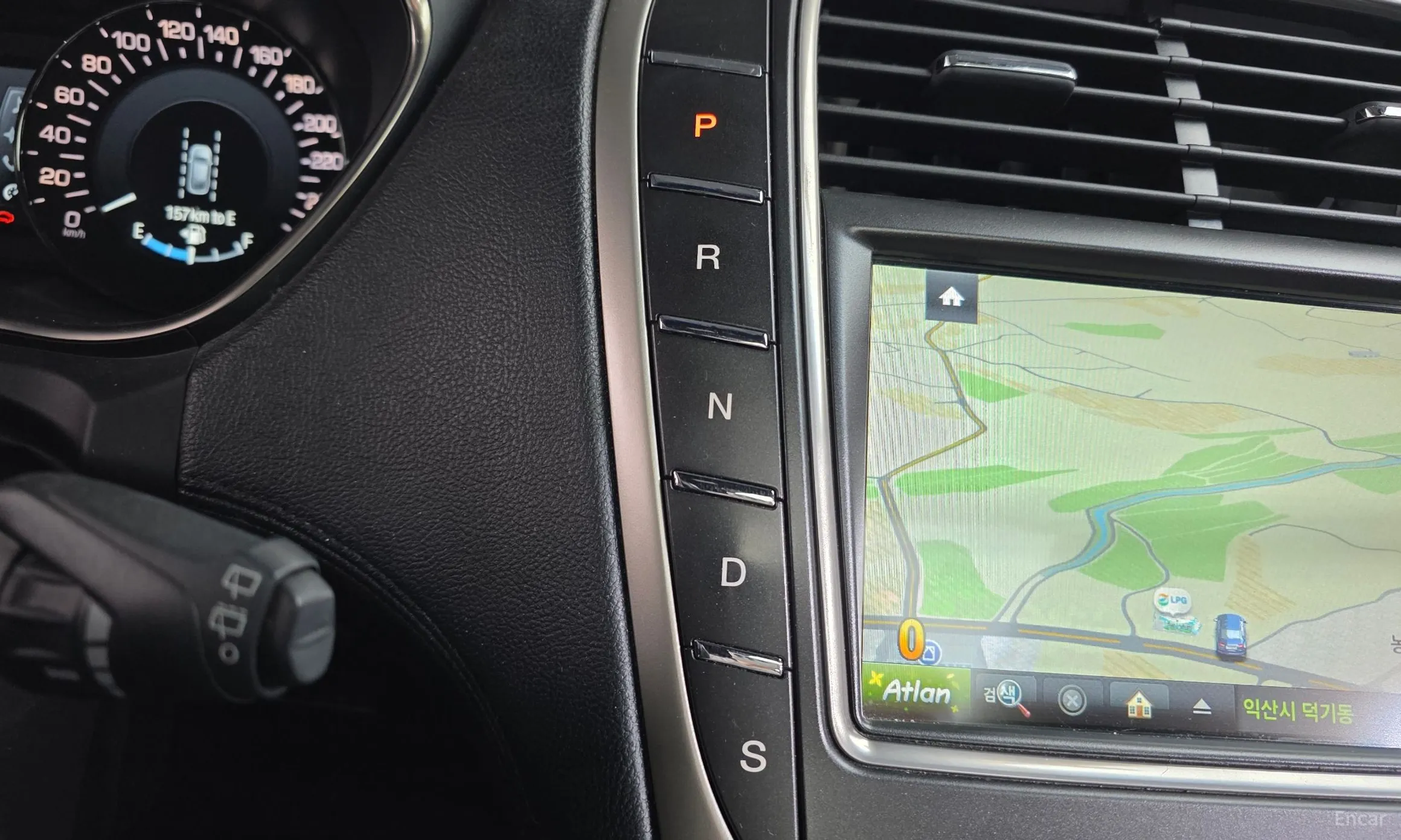 Lincoln MKX 2nd Generation превью 9