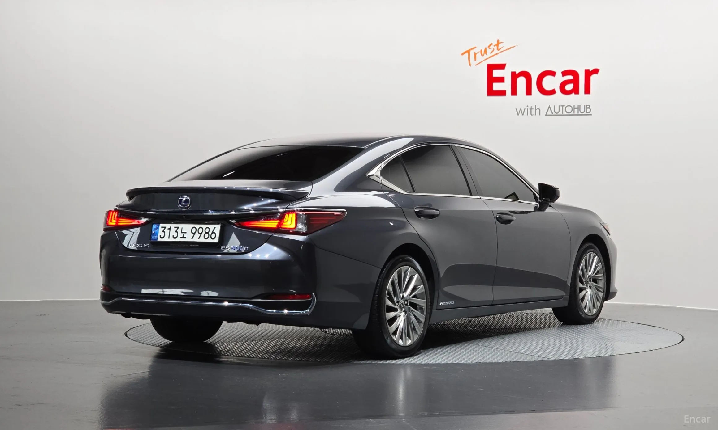 Lexus ES300h 7th Generation