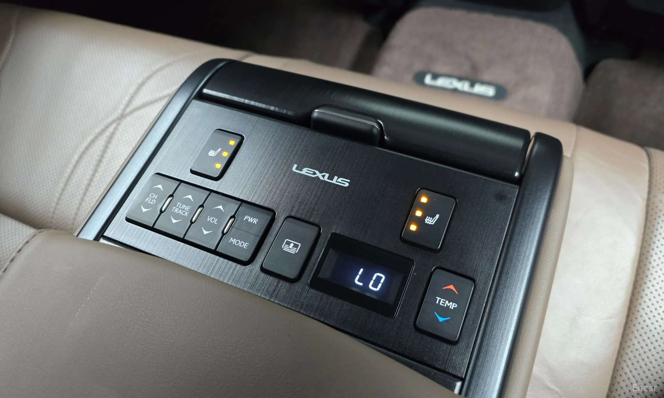 Lexus ES300h 7th Generation превью 18