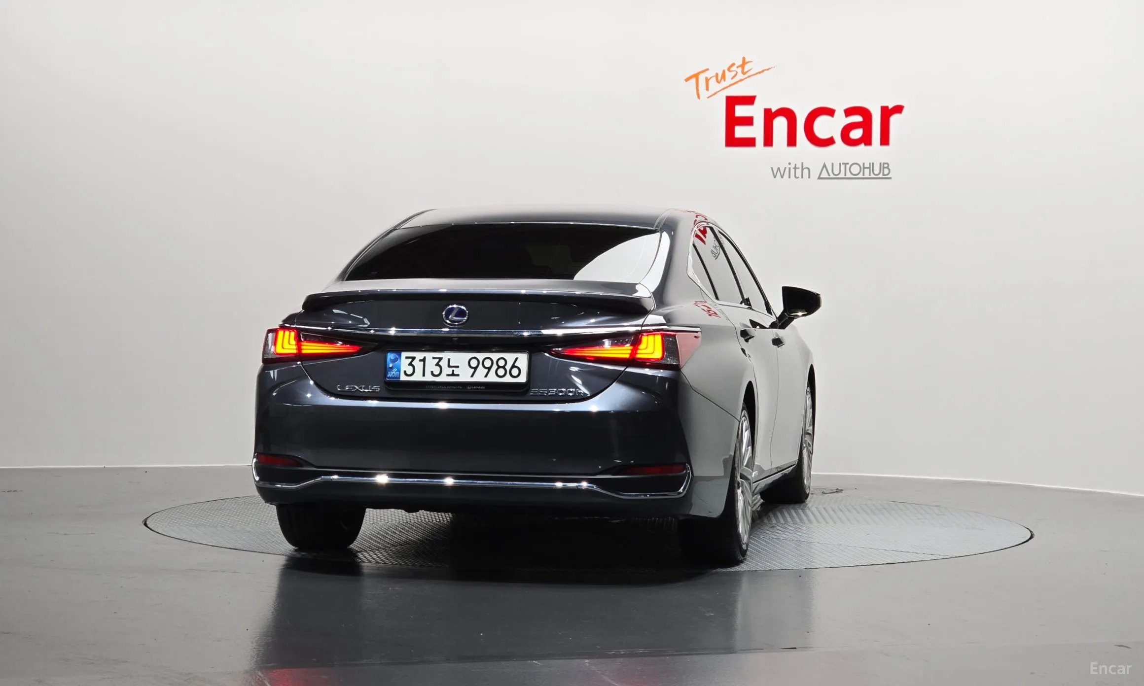 Lexus ES300h 7th Generation превью 4