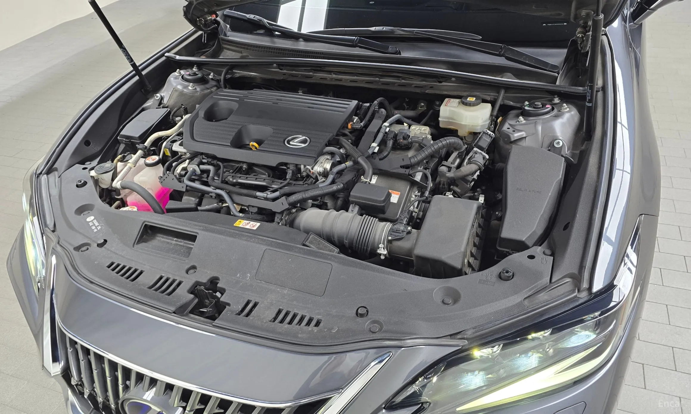 Lexus ES300h 7th Generation превью 6