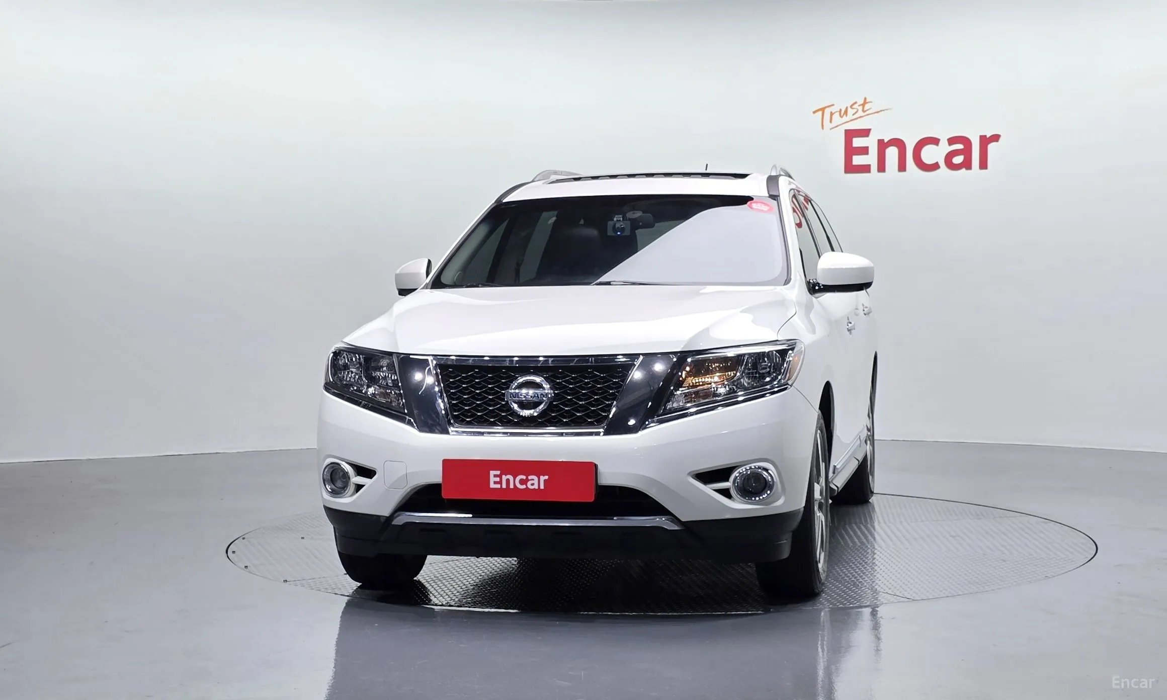 Nissan Pathfinder Gen 4 превью 3