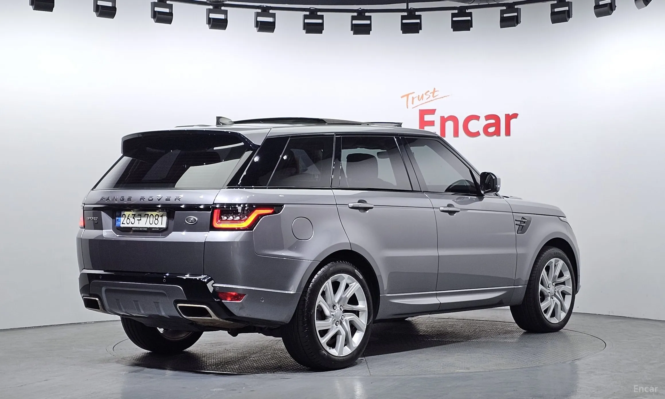 Land Rover Range Rover Sport 2nd Generation