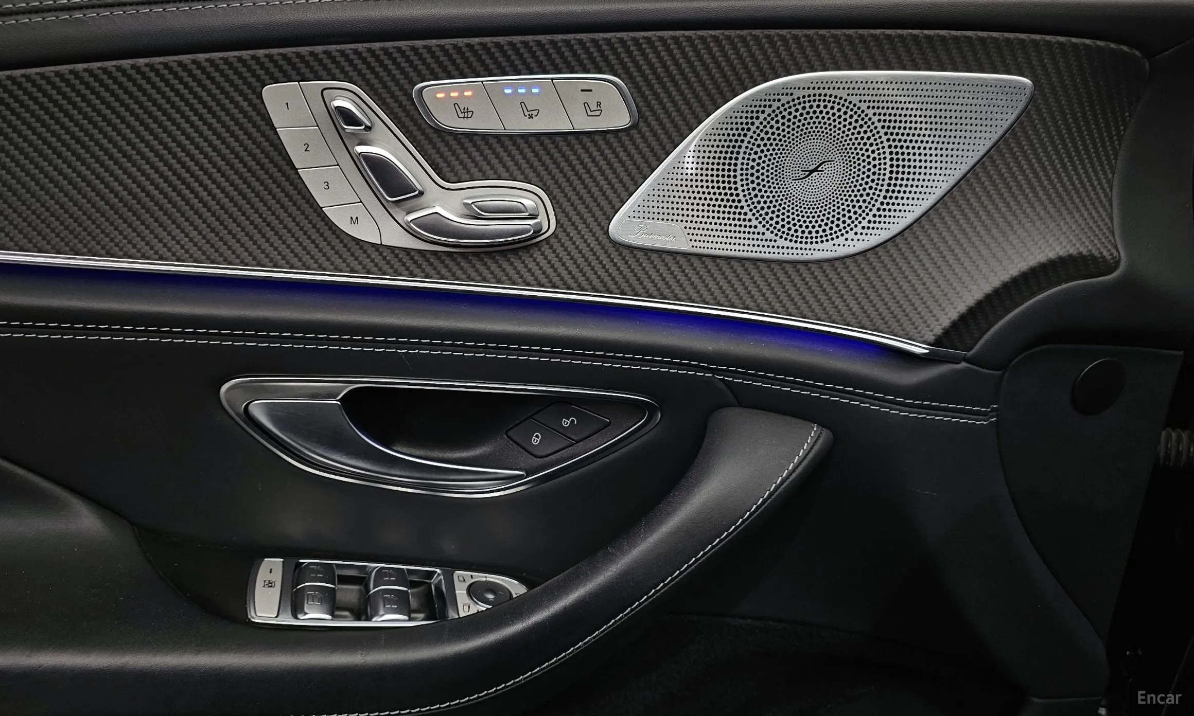 Mercedes Benz AMG GT превью 14