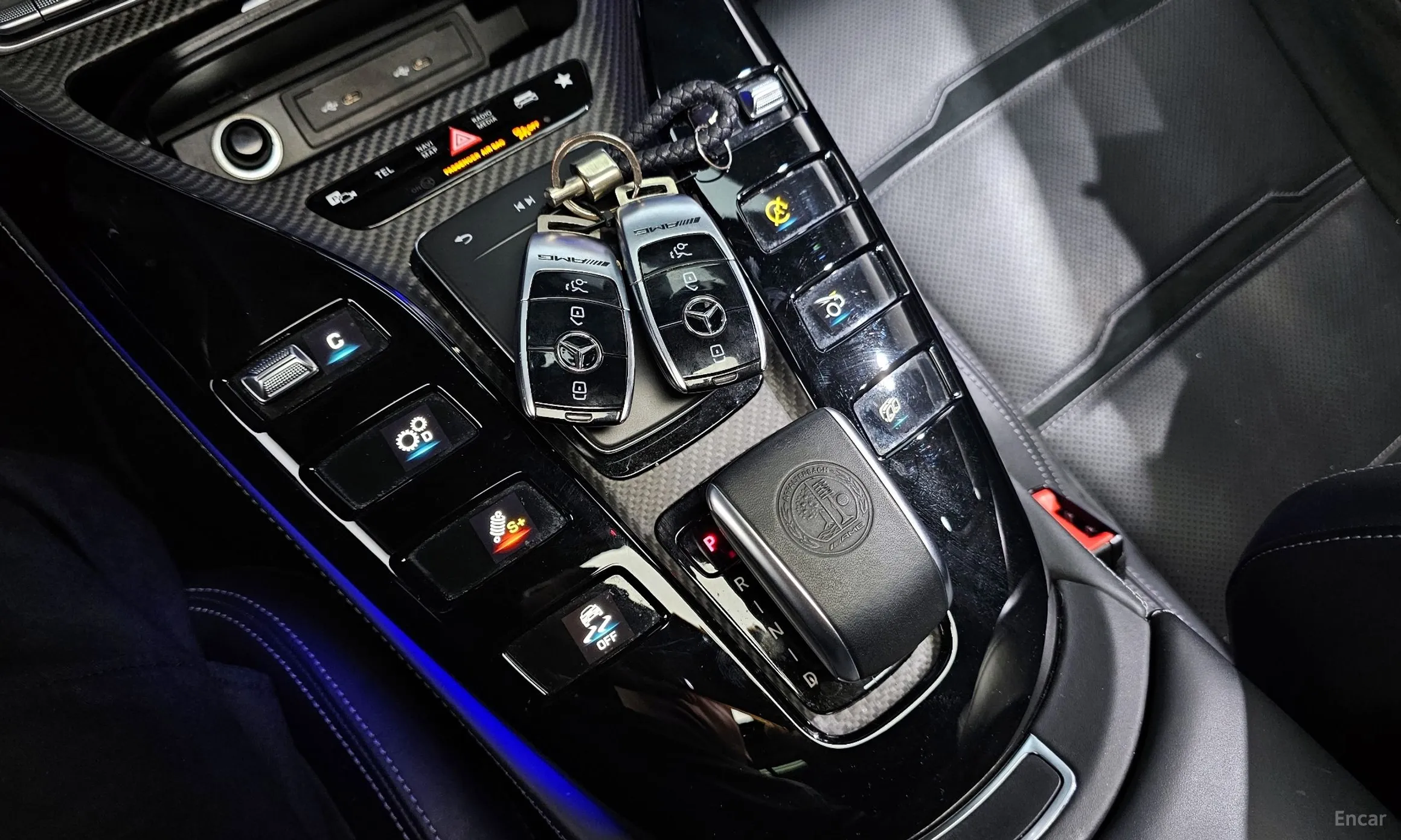 Mercedes Benz AMG GT превью 9