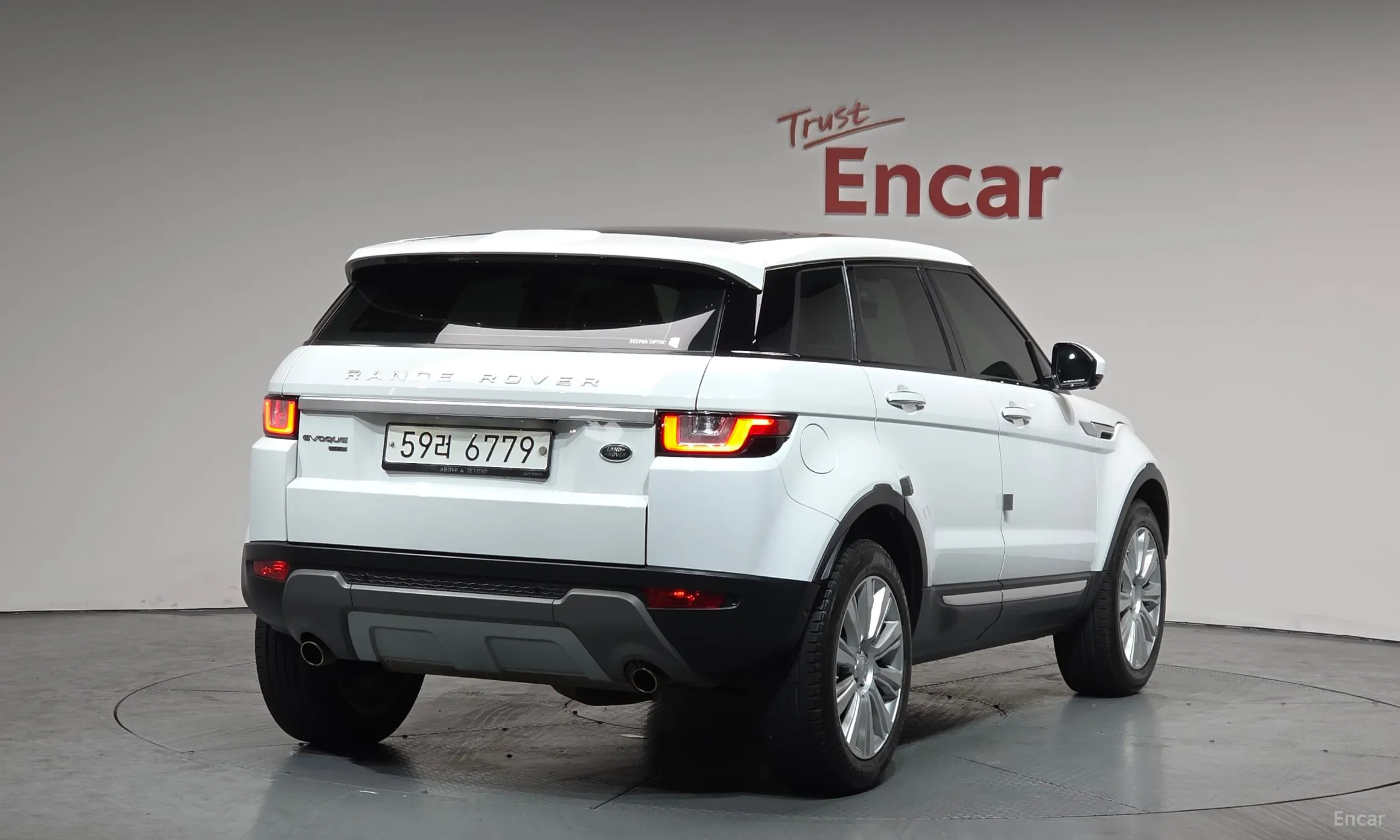 Land Rover Range Rover Evoque превью 2