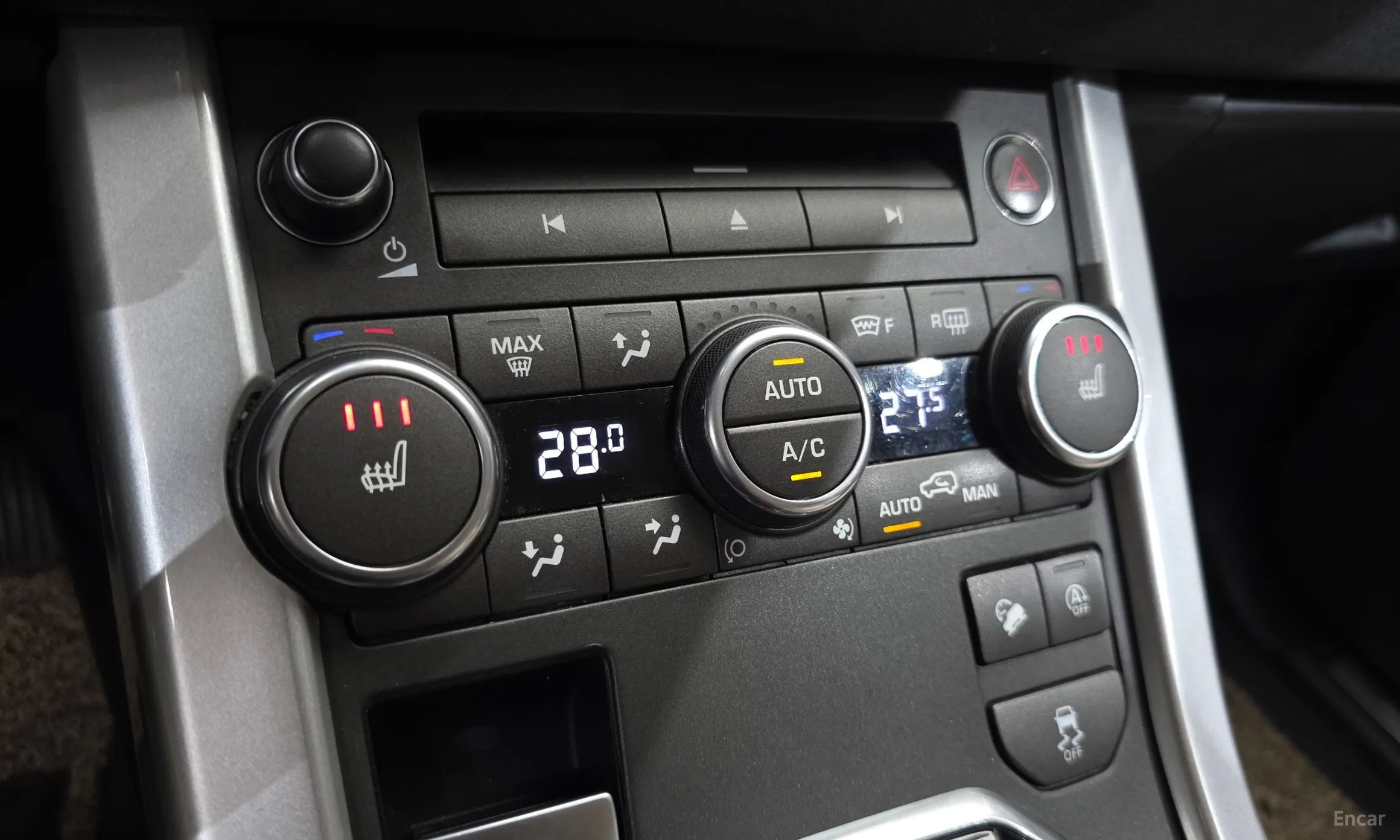 Land Rover Range Rover Evoque превью 17