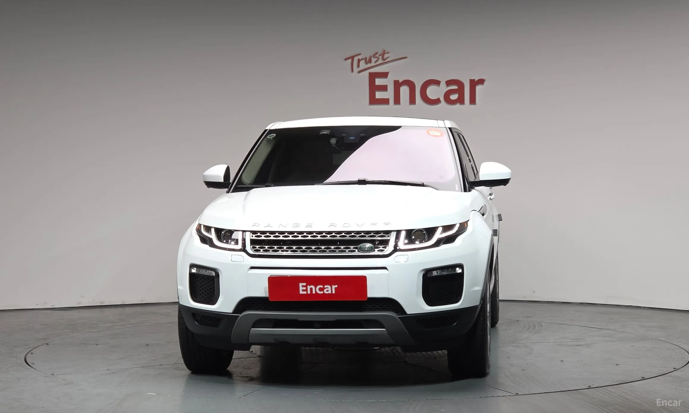 Land Rover Range Rover Evoque превью 3