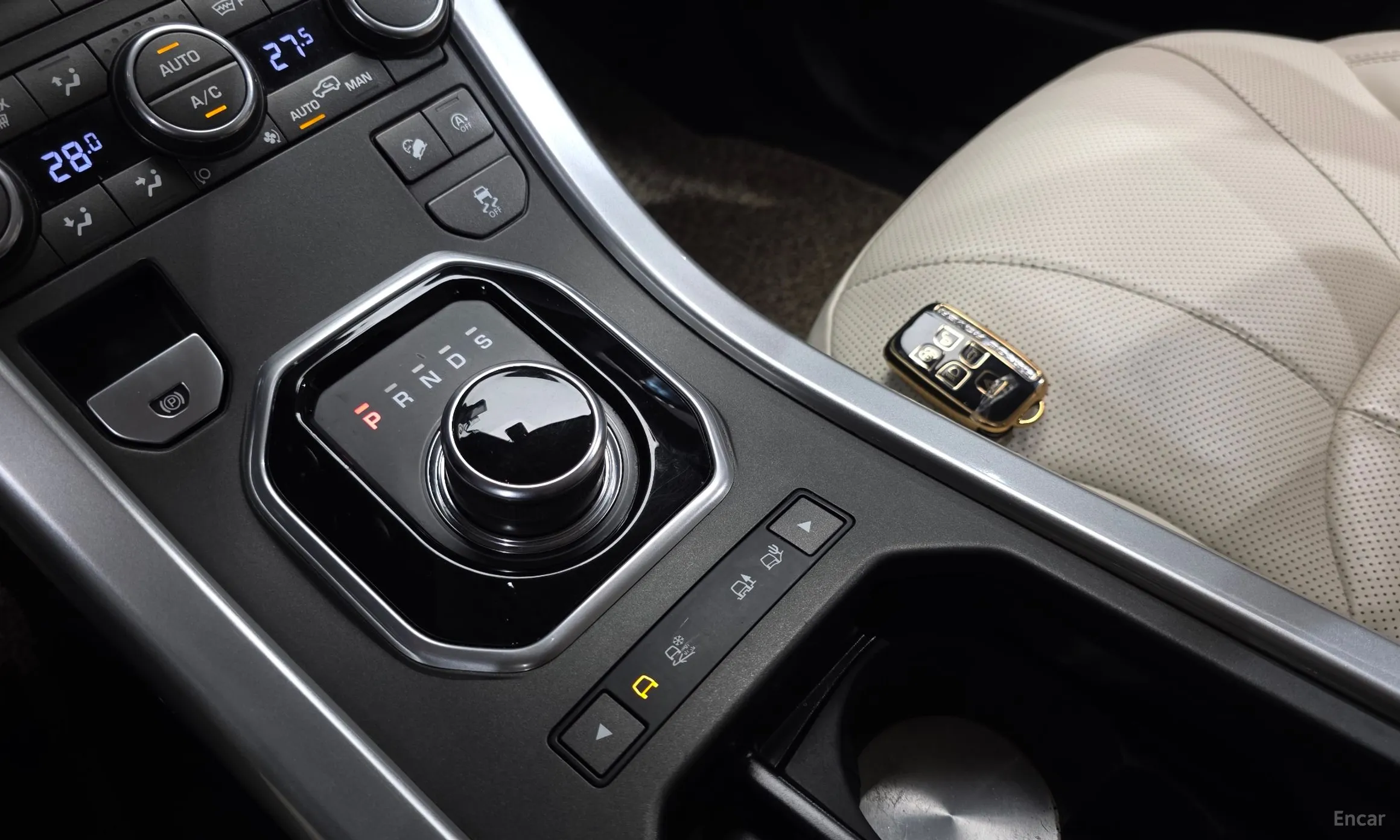 Land Rover Range Rover Evoque превью 9