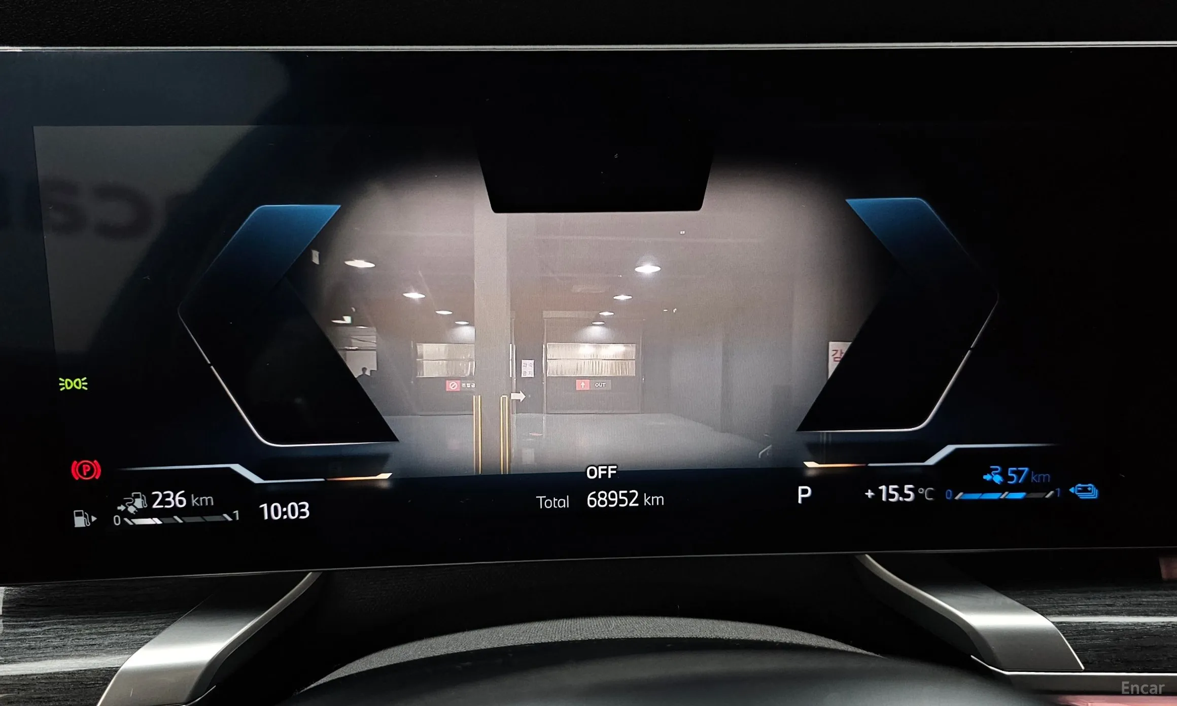 BMW 7 Series (G70) превью 8