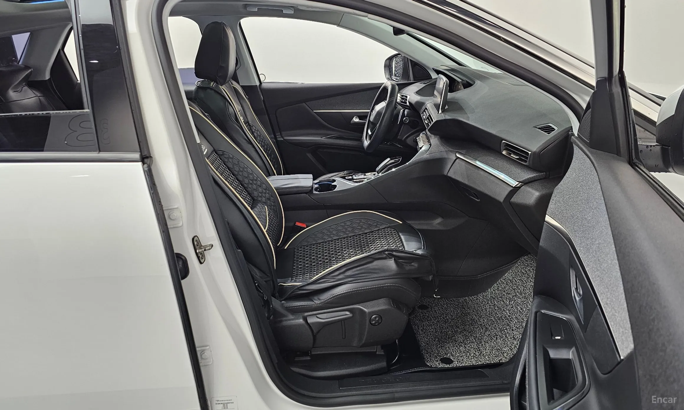 Peugeot 3008 2nd generation превью 11
