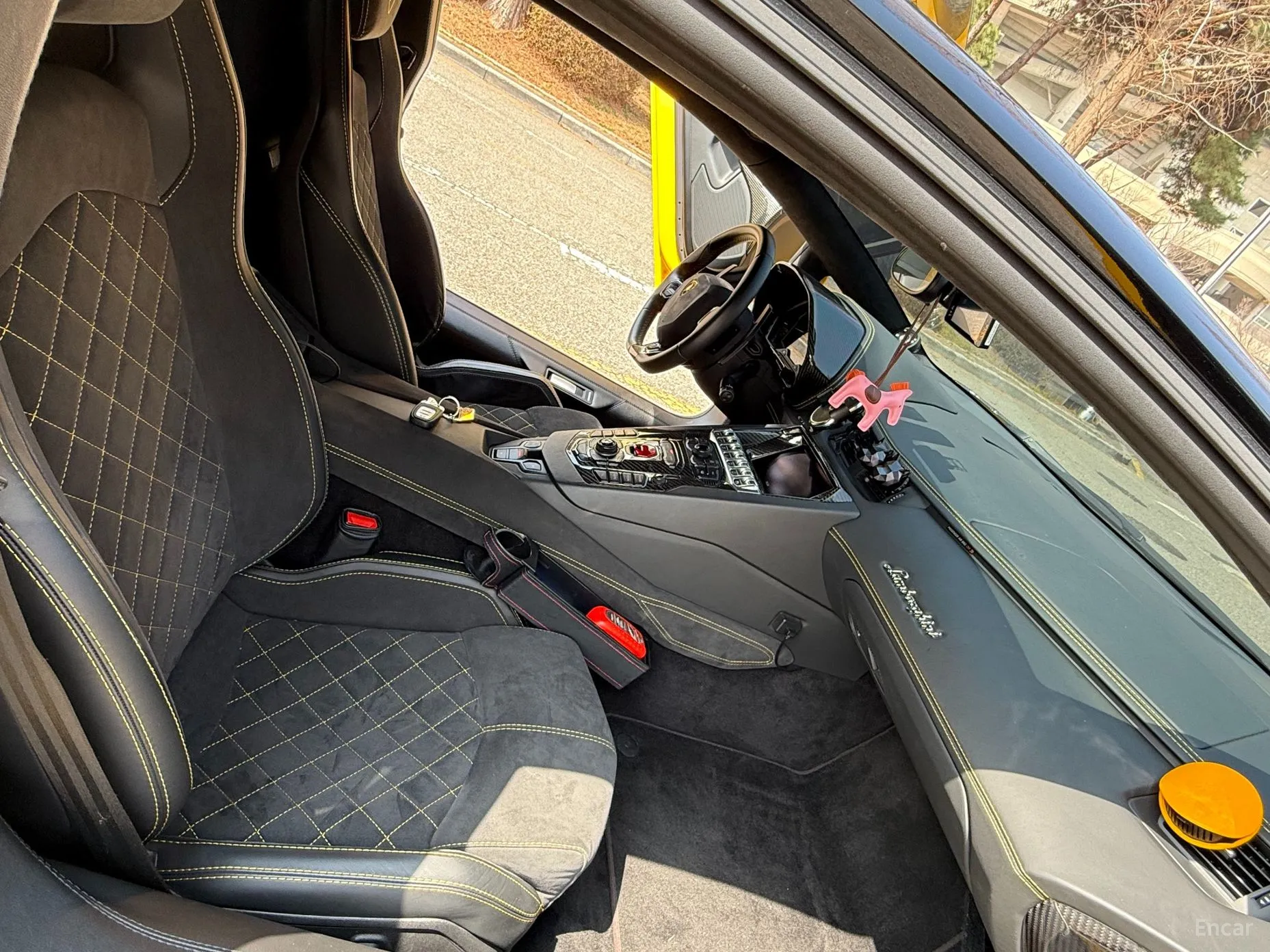 Lamborghini Aventador превью 15