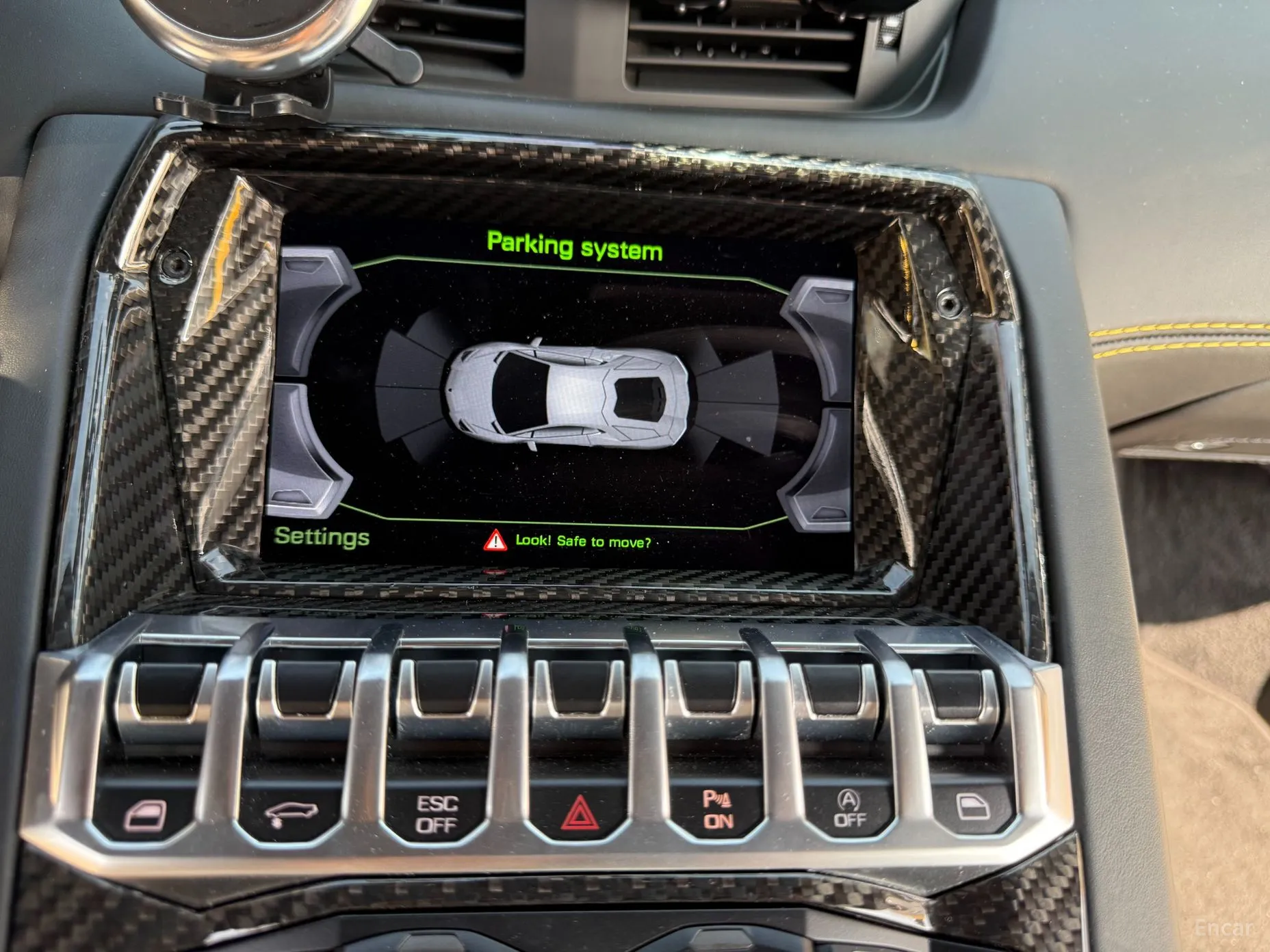 Lamborghini Aventador превью 16