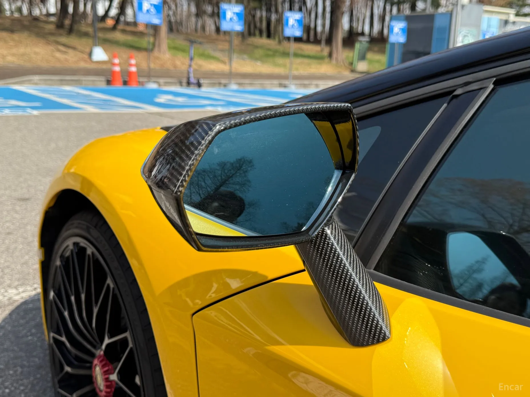 Lamborghini Aventador превью 18