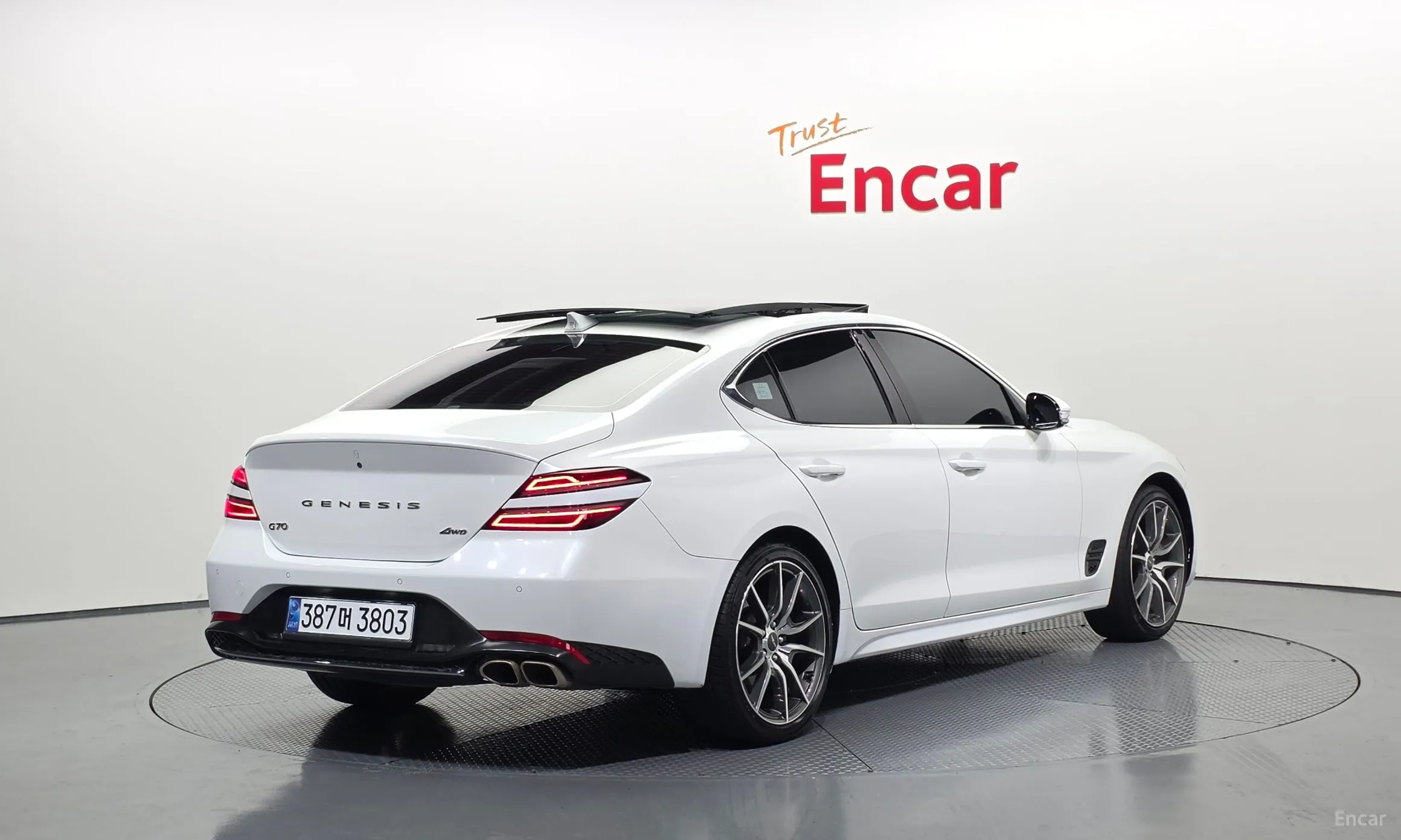 Genesis G70 превью 2
