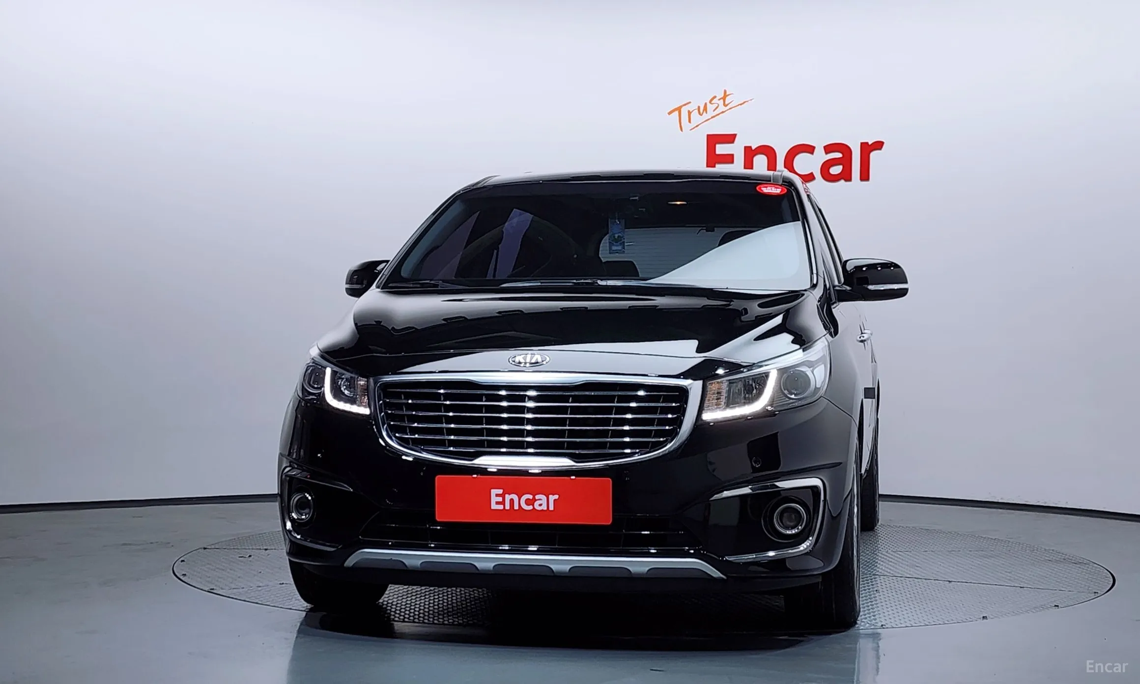 Kia Carnival превью 3
