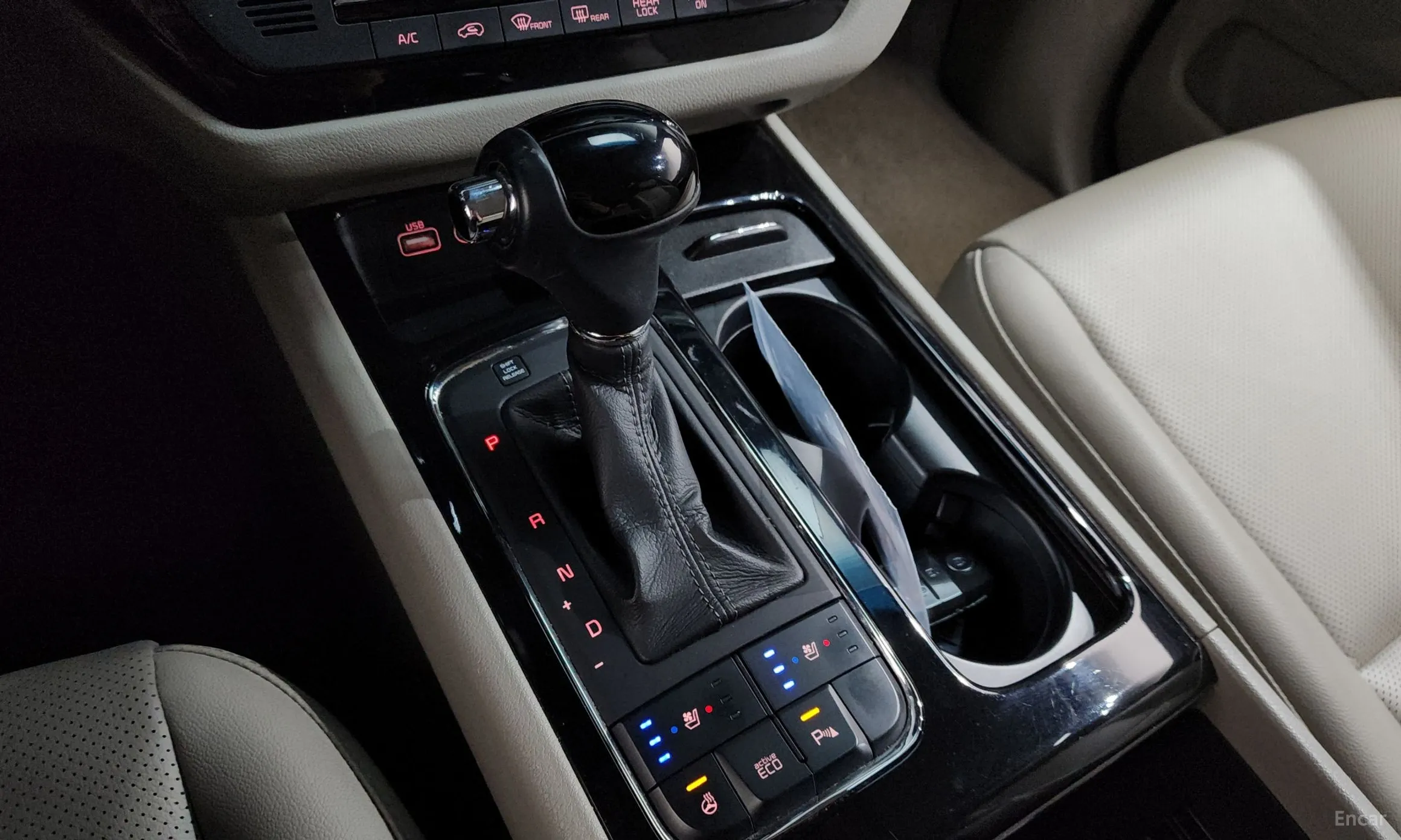 Kia Carnival превью 9
