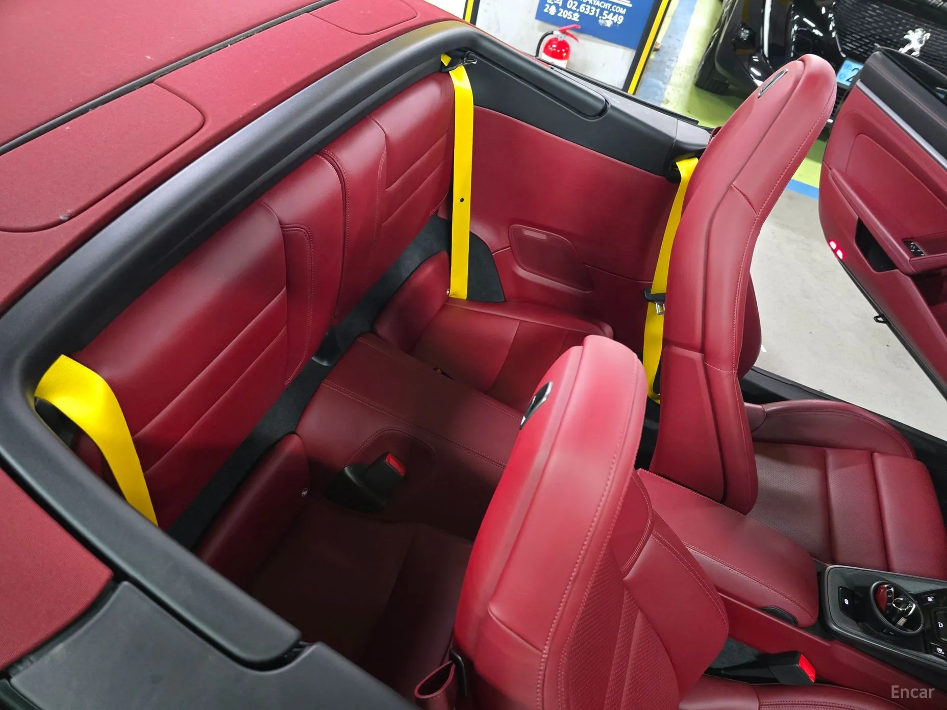 Porsche 911 (992) превью 14