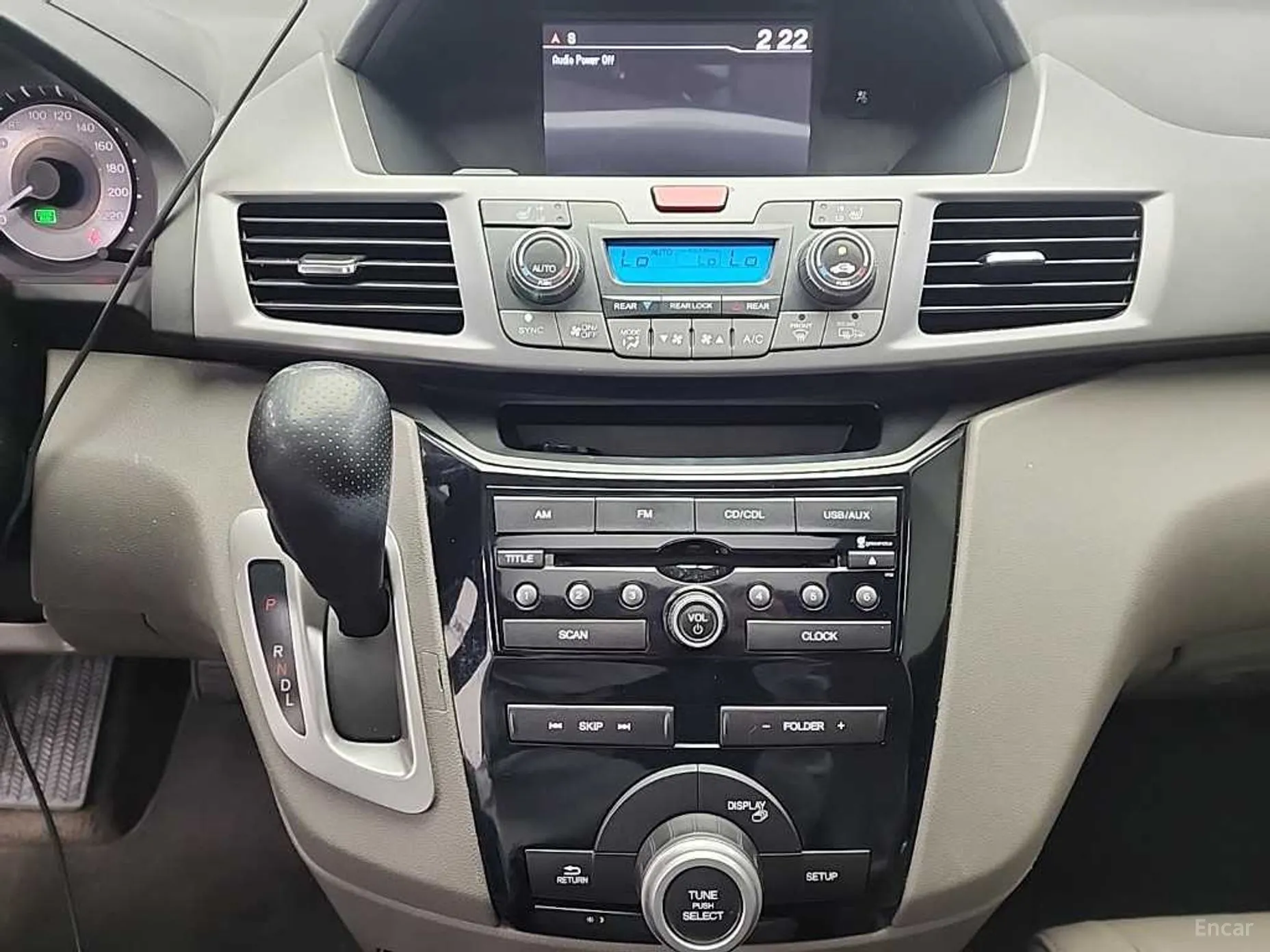 Honda Odyssey превью 10