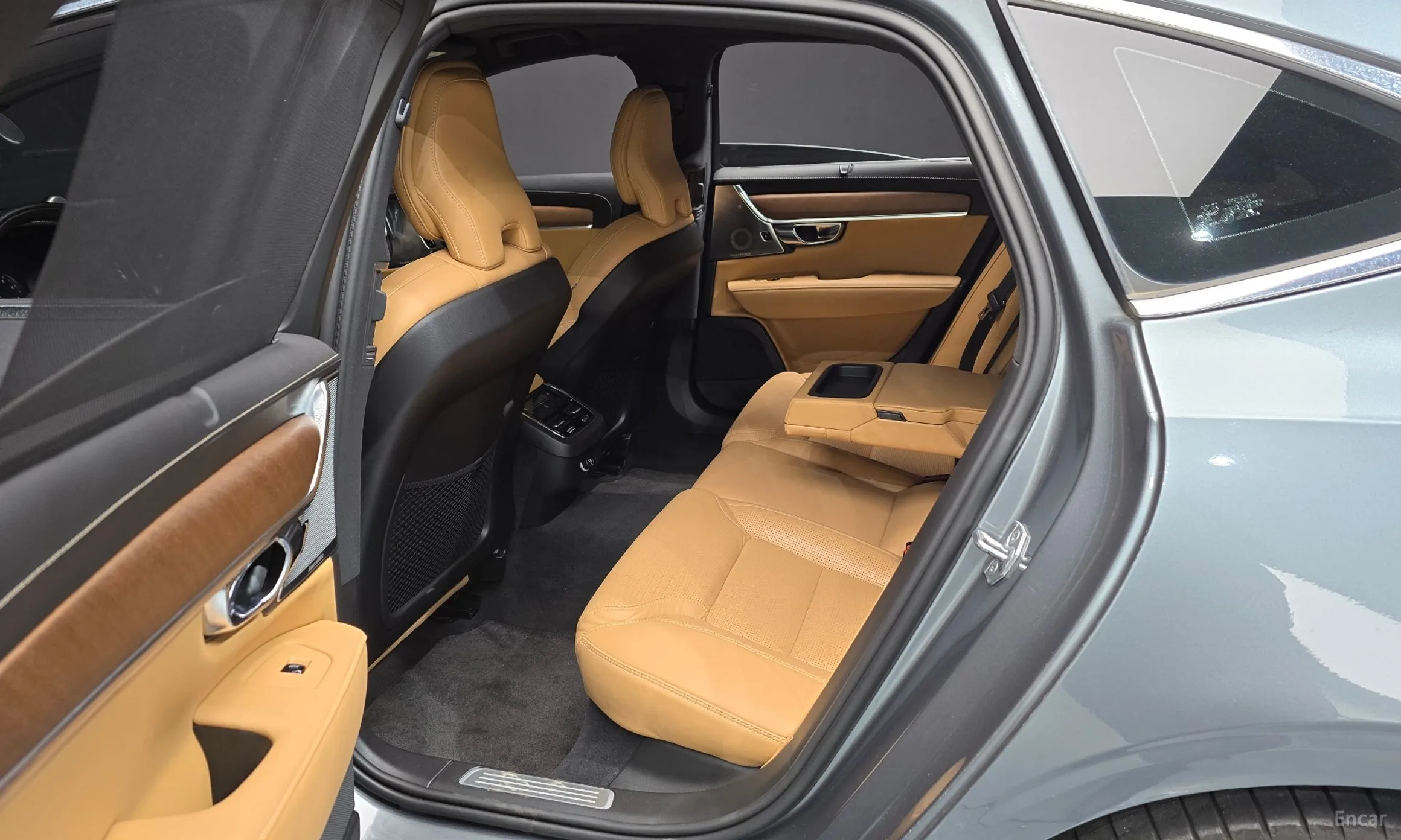 Volvo S90 превью 11