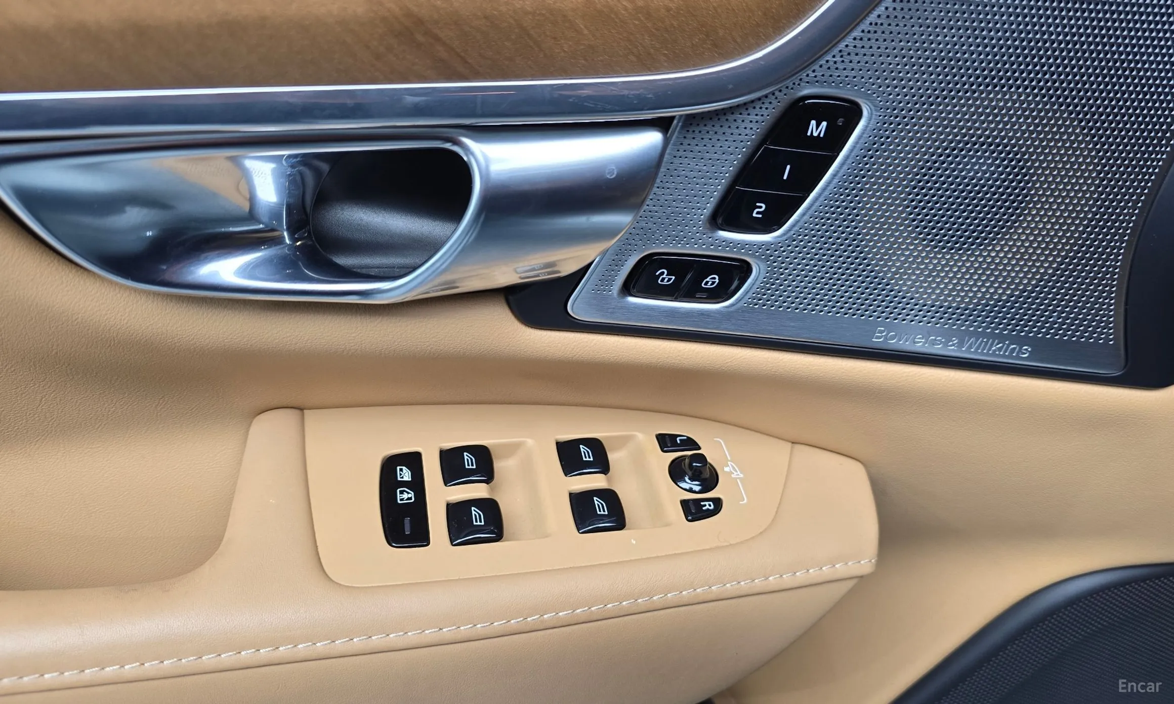 Volvo S90 превью 14