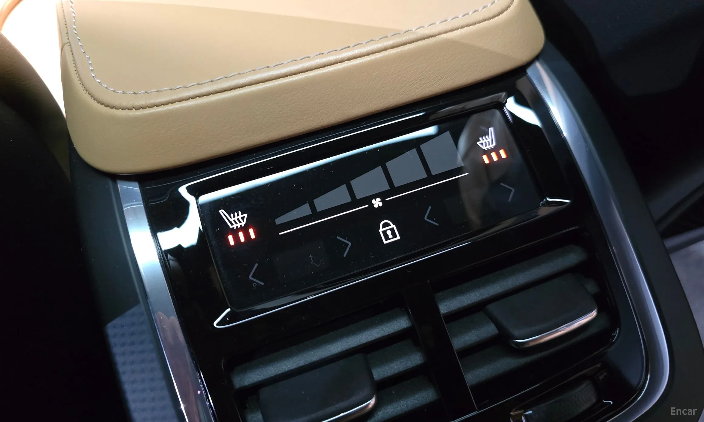 Volvo S90 превью 18
