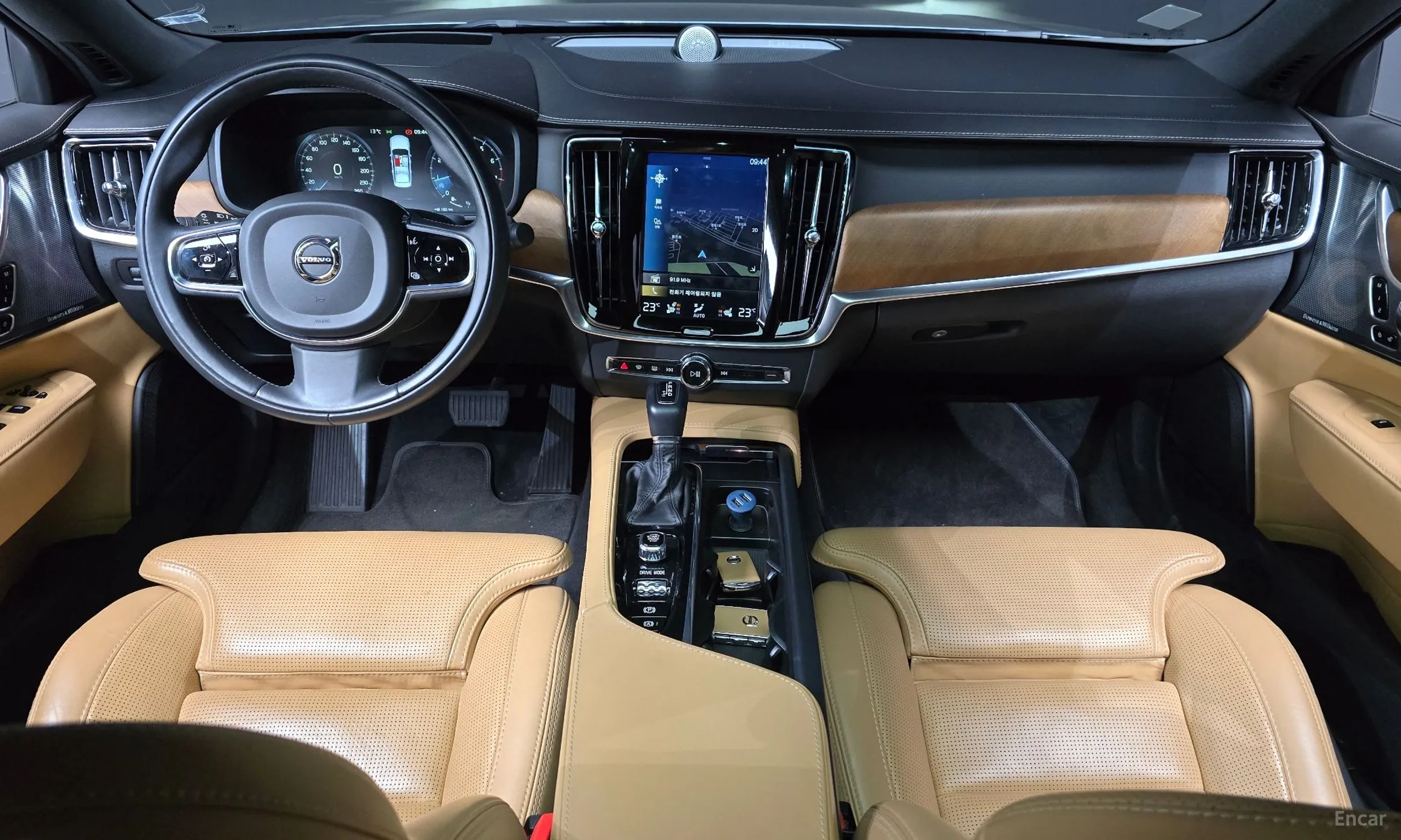 Volvo S90 превью 7