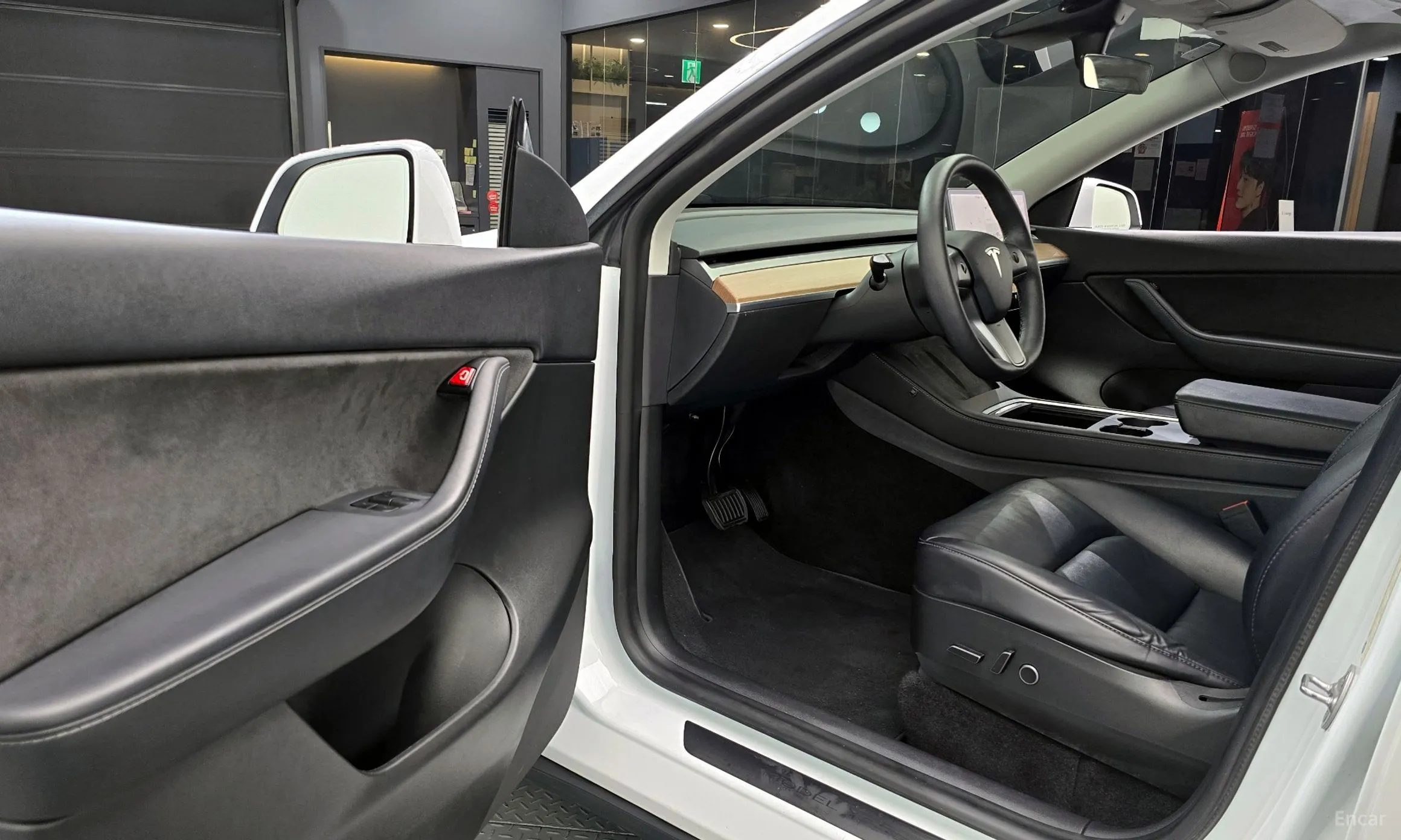 Tesla Model Y превью 11