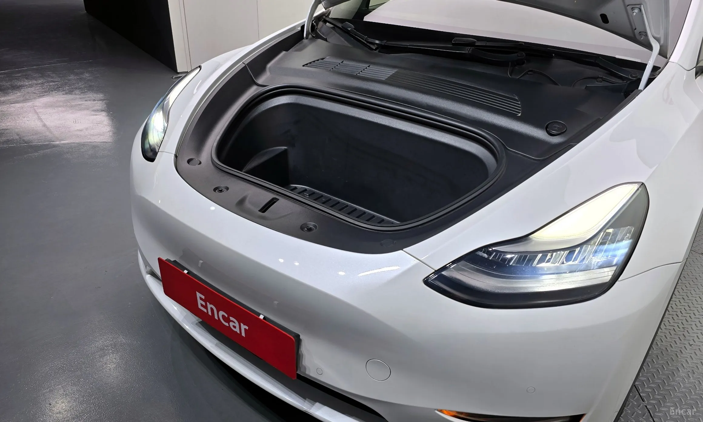 Tesla Model Y превью 6