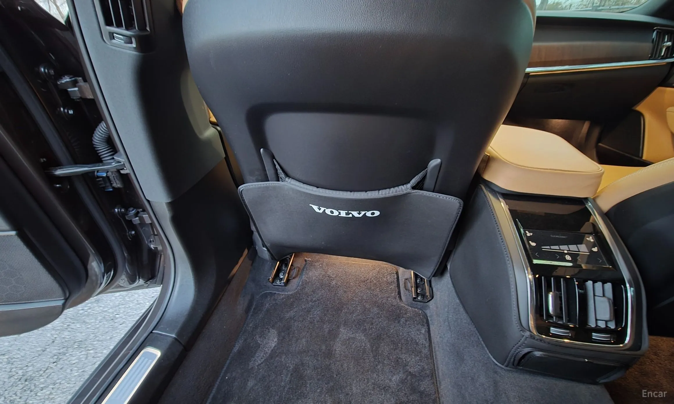 Volvo S90 превью 15
