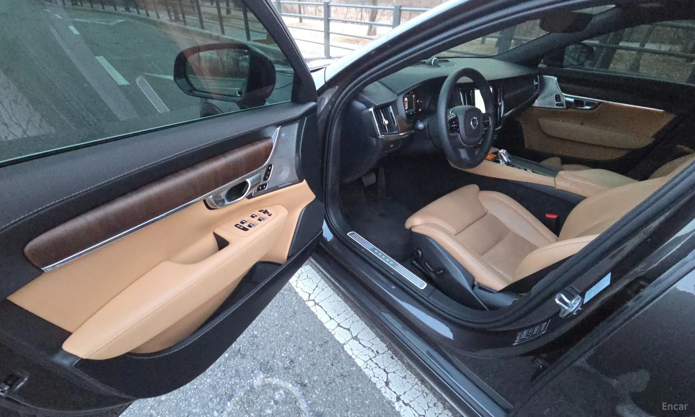 Volvo S90 превью 16