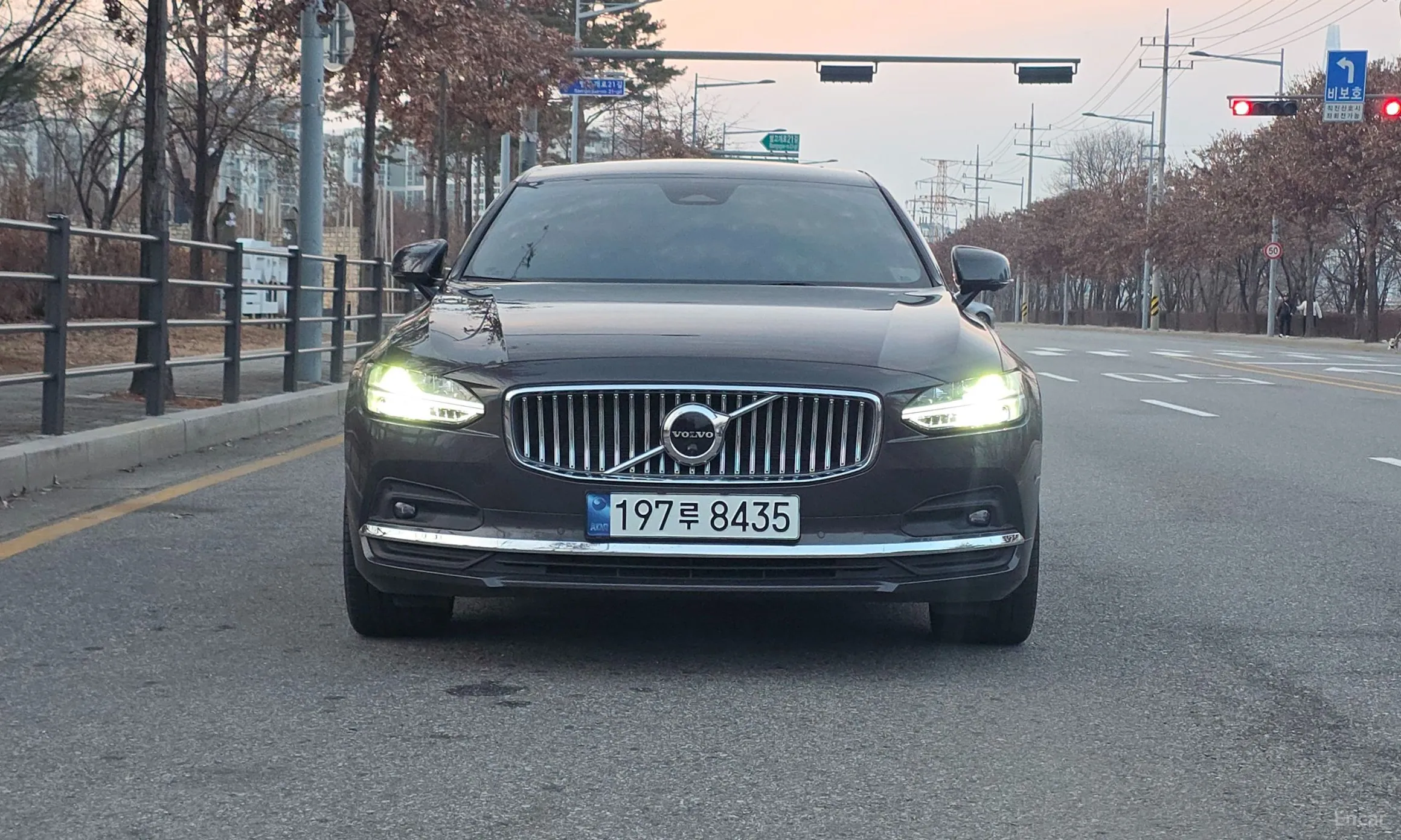 Volvo S90 превью 3